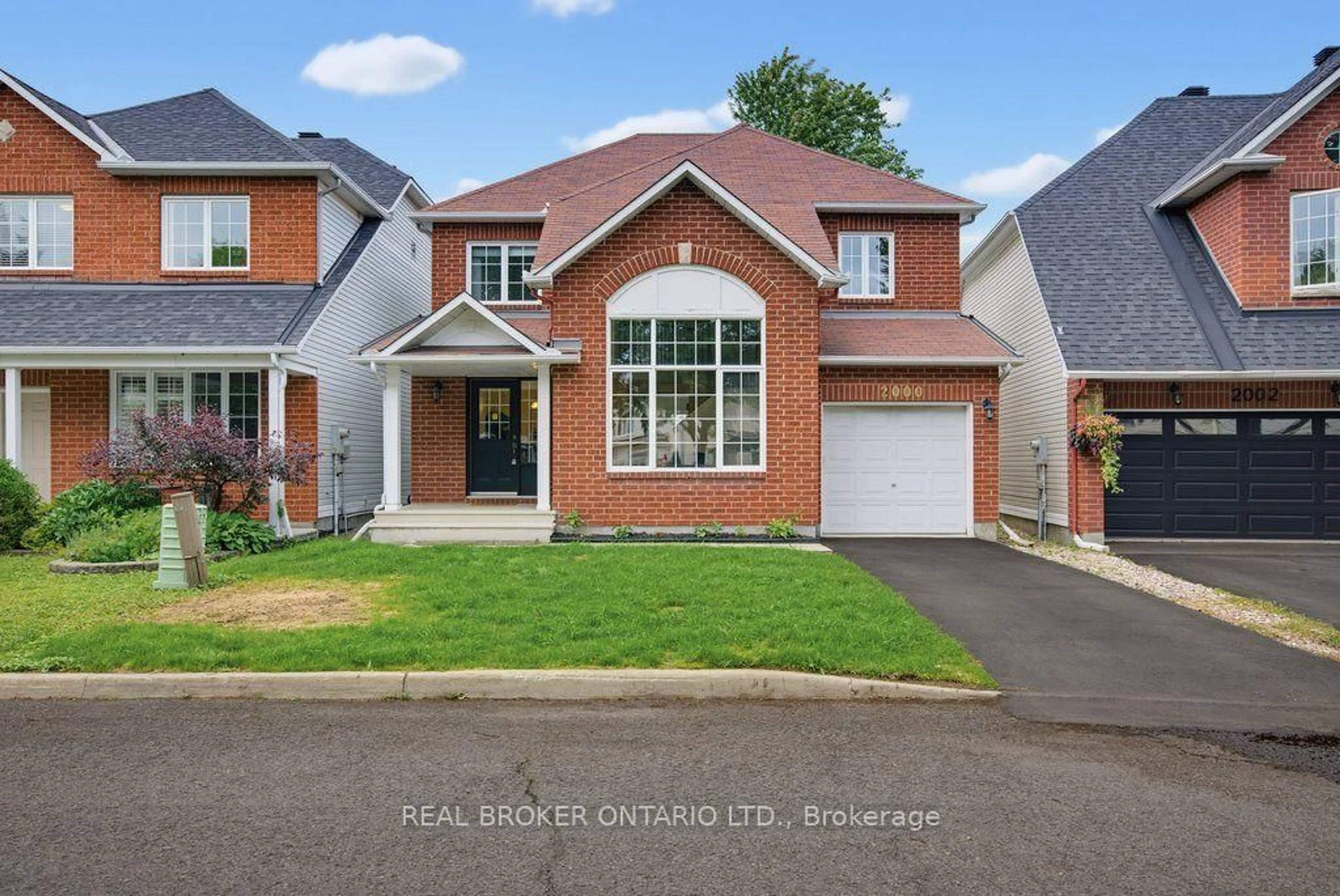 Home with brick exterior material, street for 2000 Oakbrook Circ, Ottawa Ontario K1W 1H4