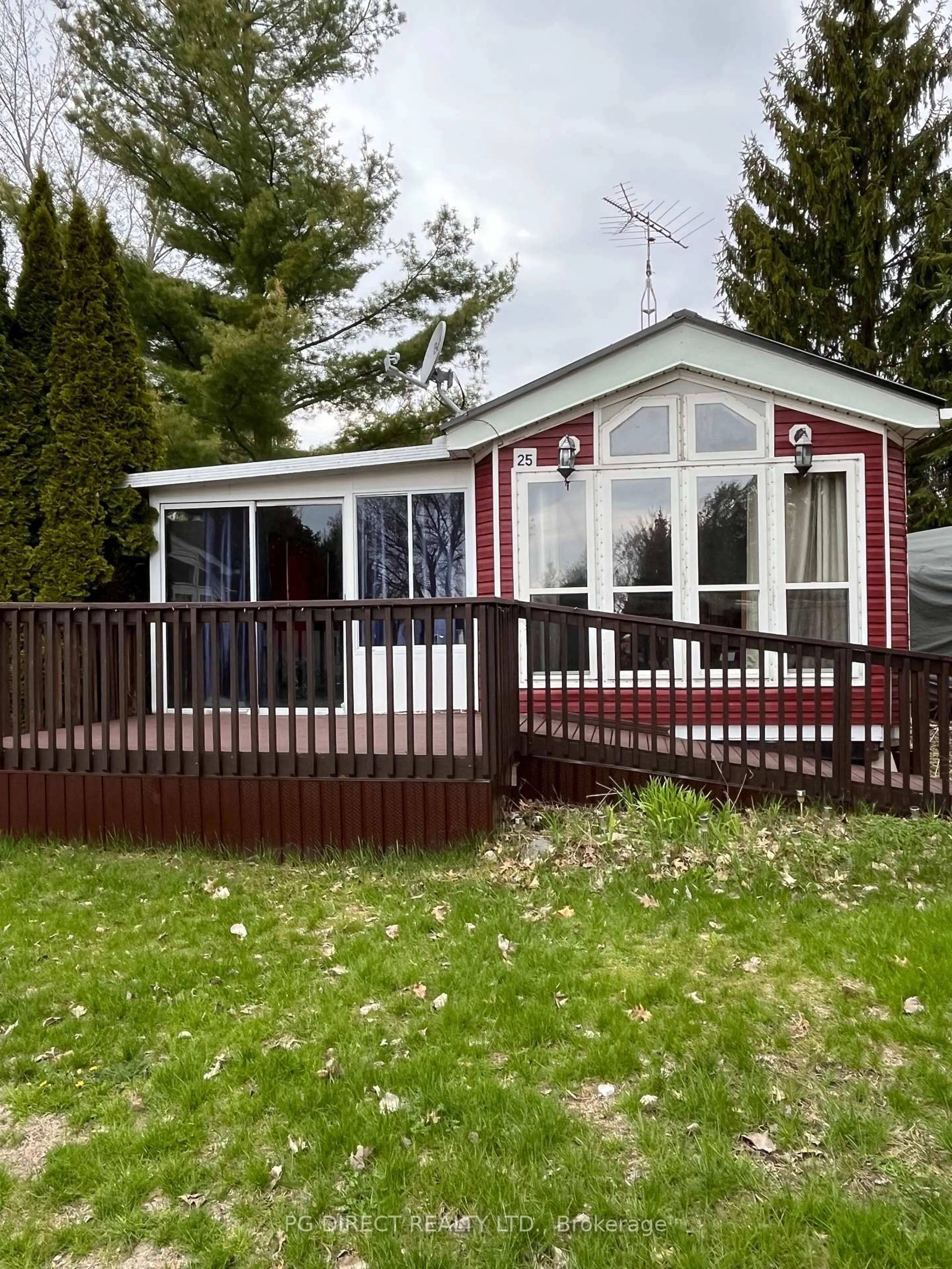Home with vinyl exterior material, unknown for 116 Cedardale Rd #25, Brighton Ontario K0K 1K0