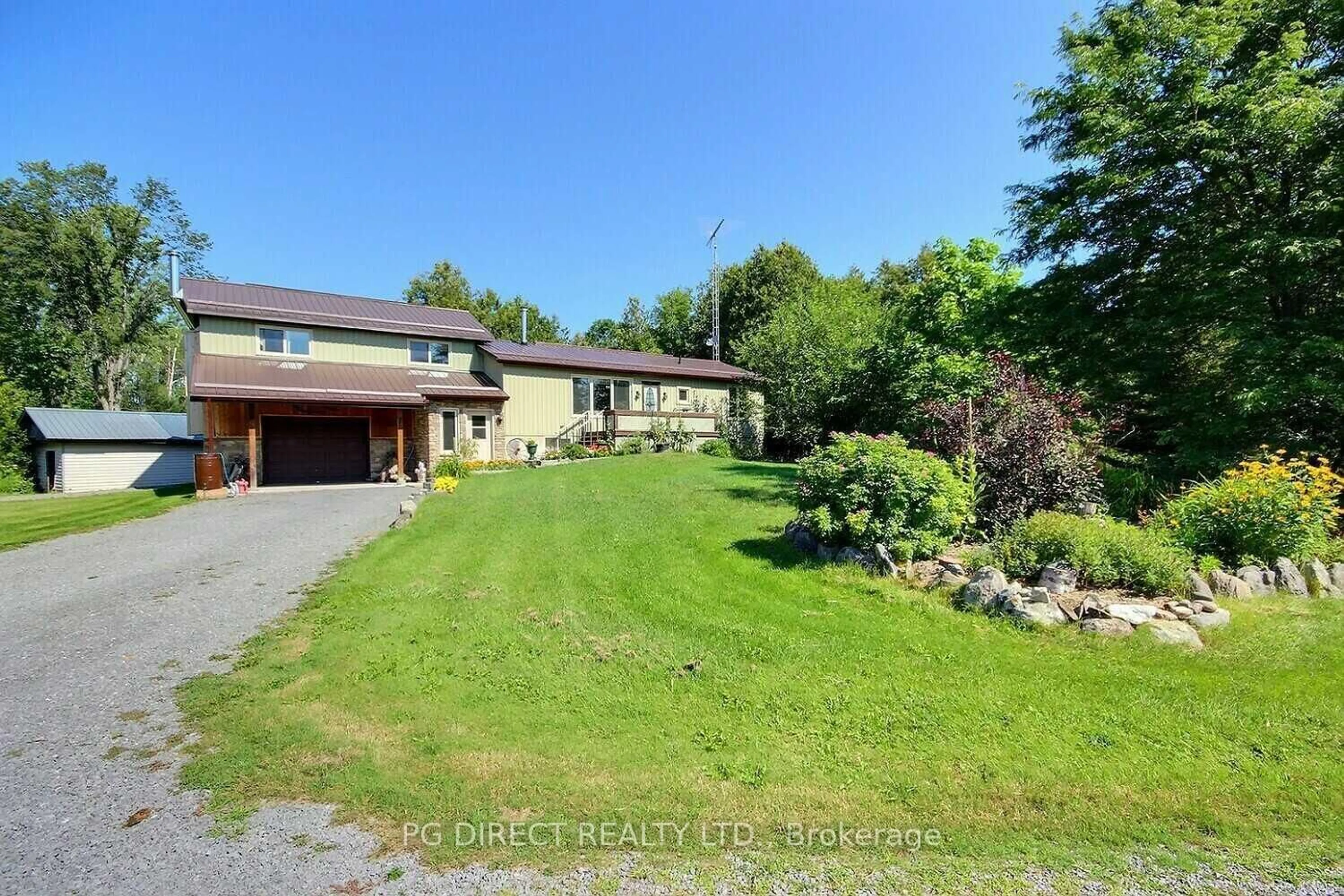 A pic from outside/outdoor area/front of a property/back of a property/a pic from drone, unknown for 1503 Moneymore Rd, Belleville Ontario K0K 2Y0