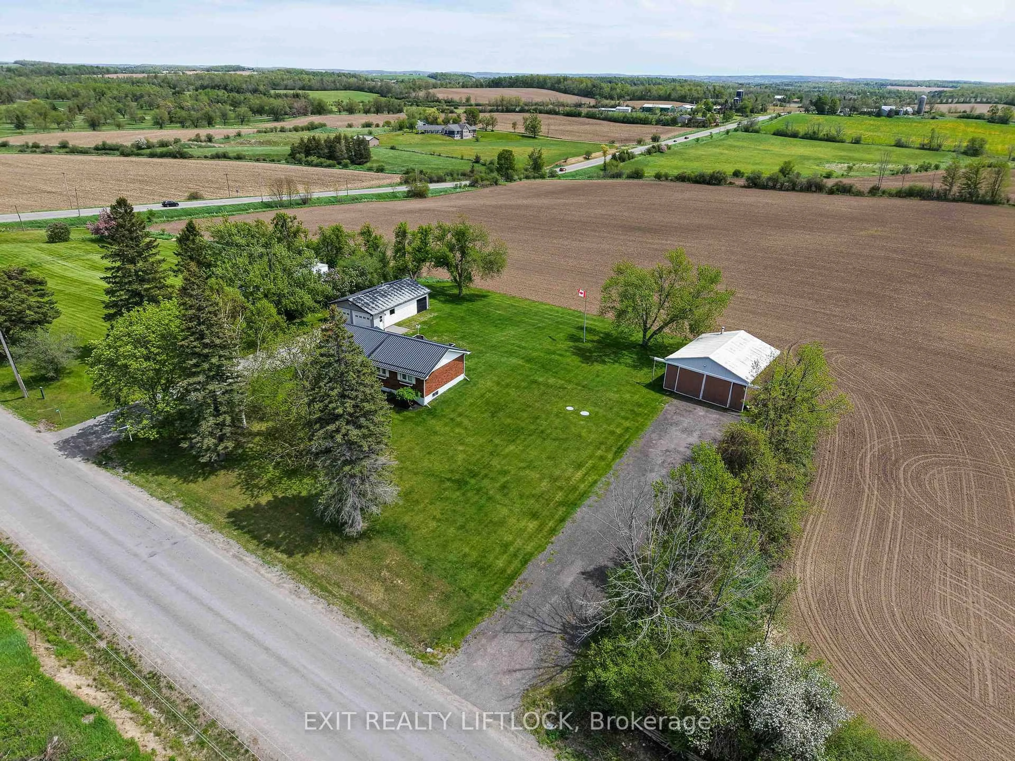 A pic from outside/outdoor area/front of a property/back of a property/a pic from drone, unknown for 2289 Base Line Rd, Otonabee-South Monaghan Ontario K9J 6X9