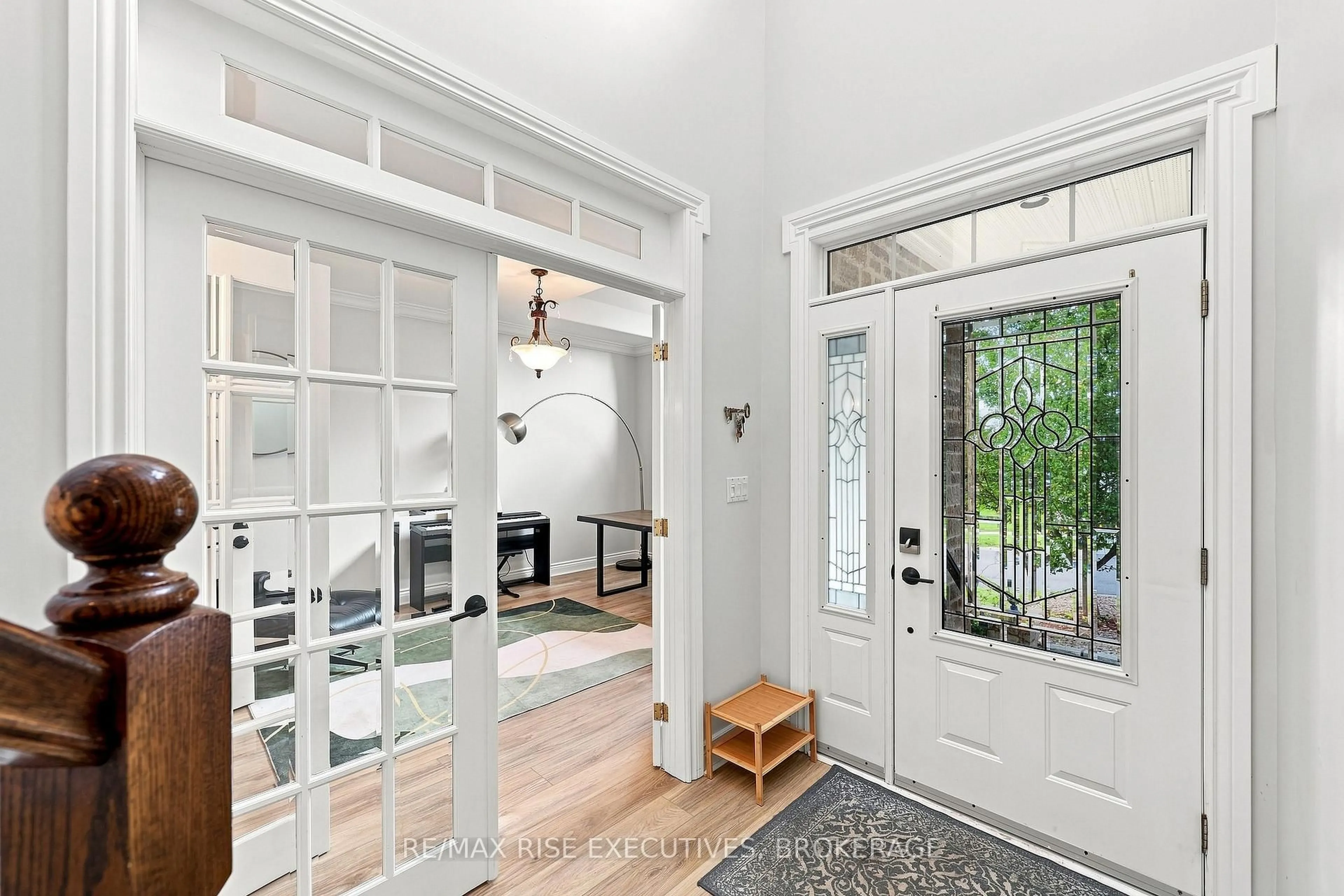 Indoor entryway for 700 Melrose St, Kingston Ontario K7M 9B4