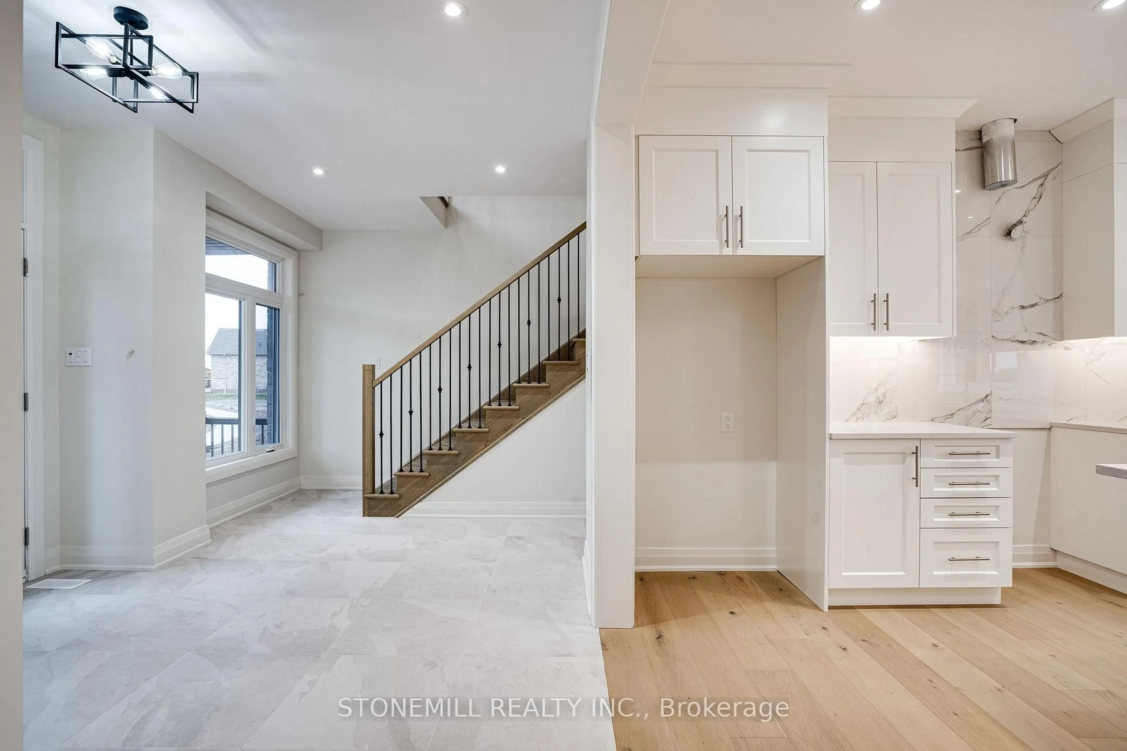 Unknown for 239 Midland Pl, Welland Ontario L3B 0H4