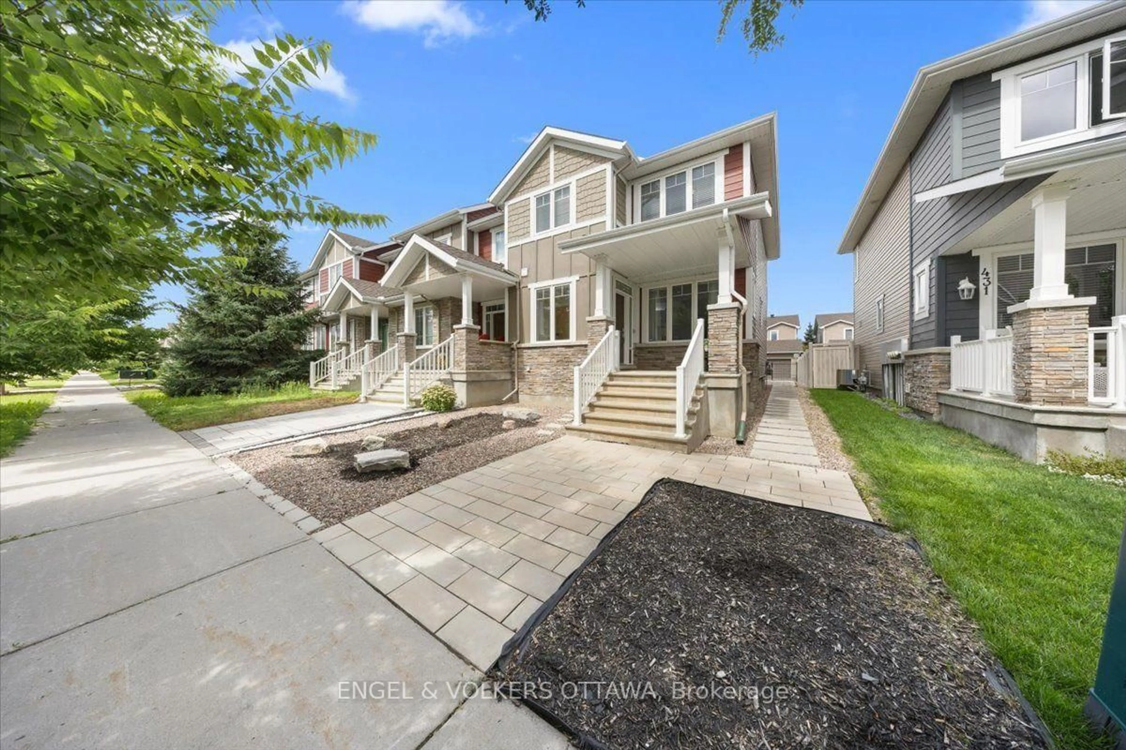 Unknown for 429 Sweetflag St, Ottawa Ontario K2J 5T7
