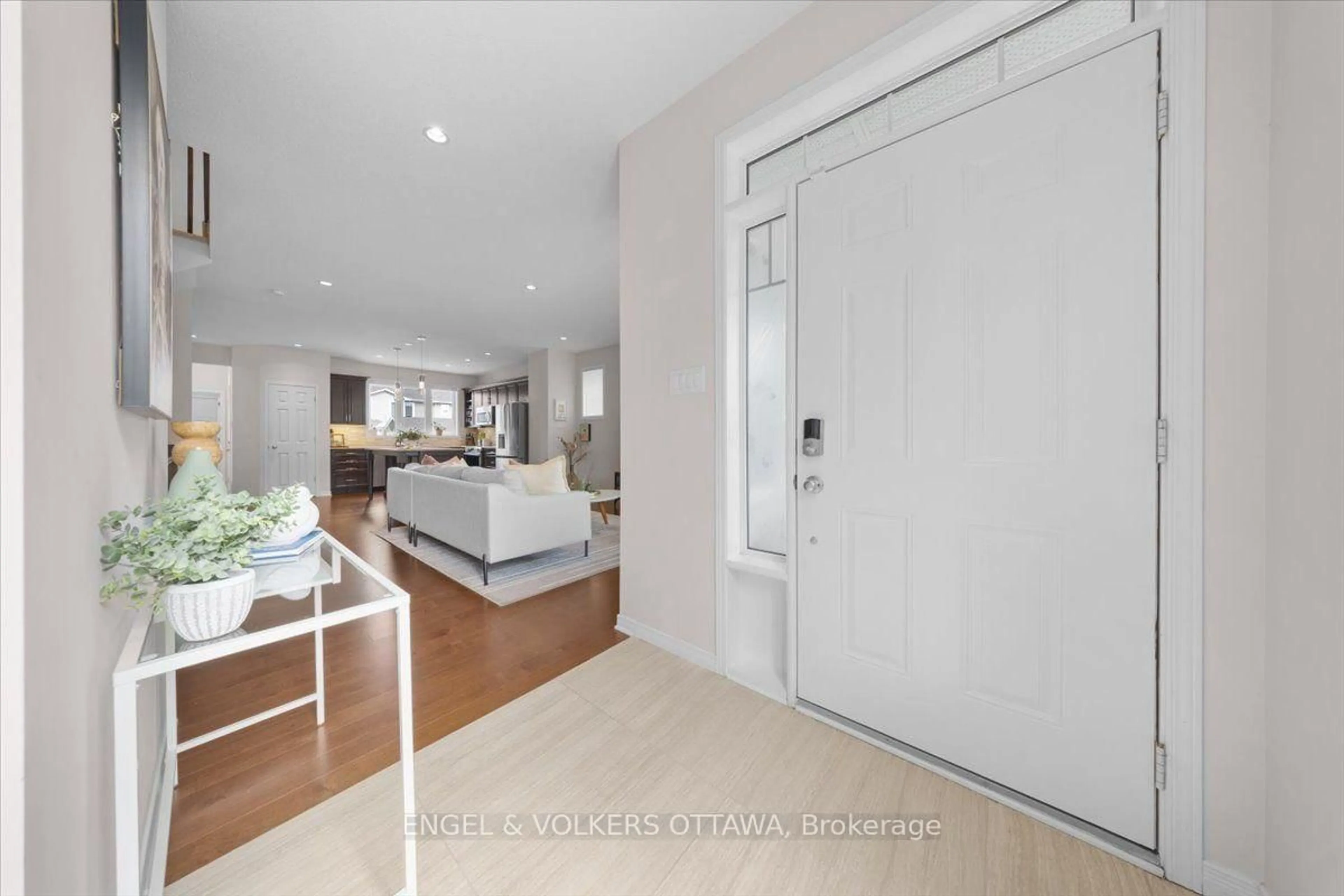 Unknown for 429 Sweetflag St, Ottawa Ontario K2J 5T7