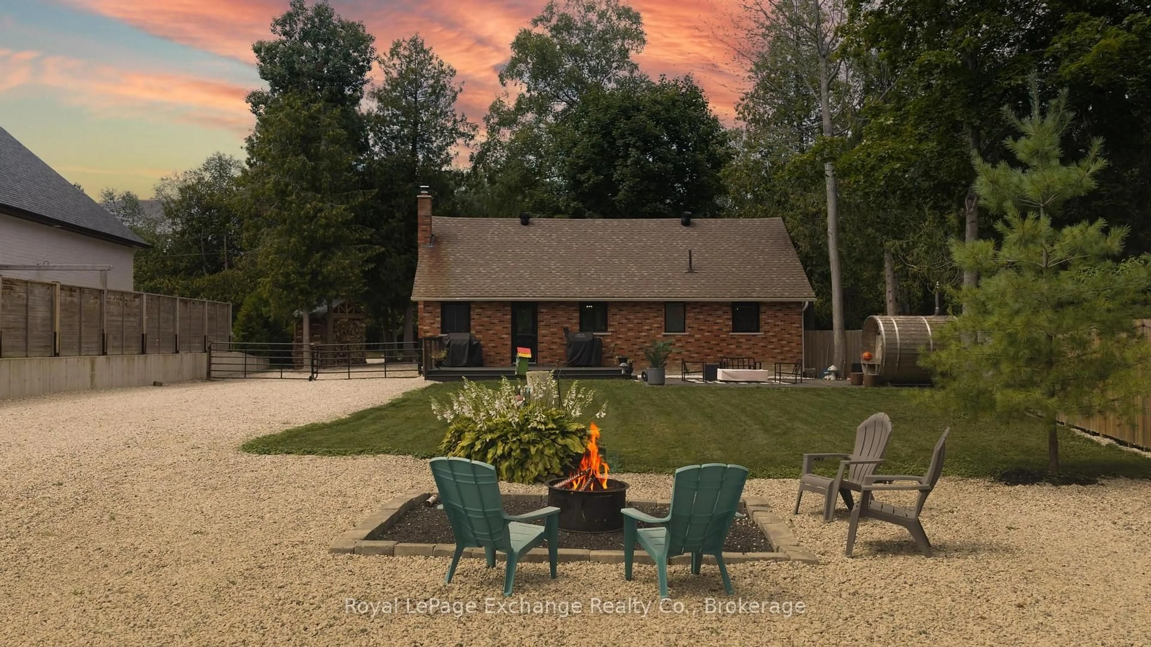 Patio, unknown for 299 Victoria St, Kincardine Ontario N0G 2T0