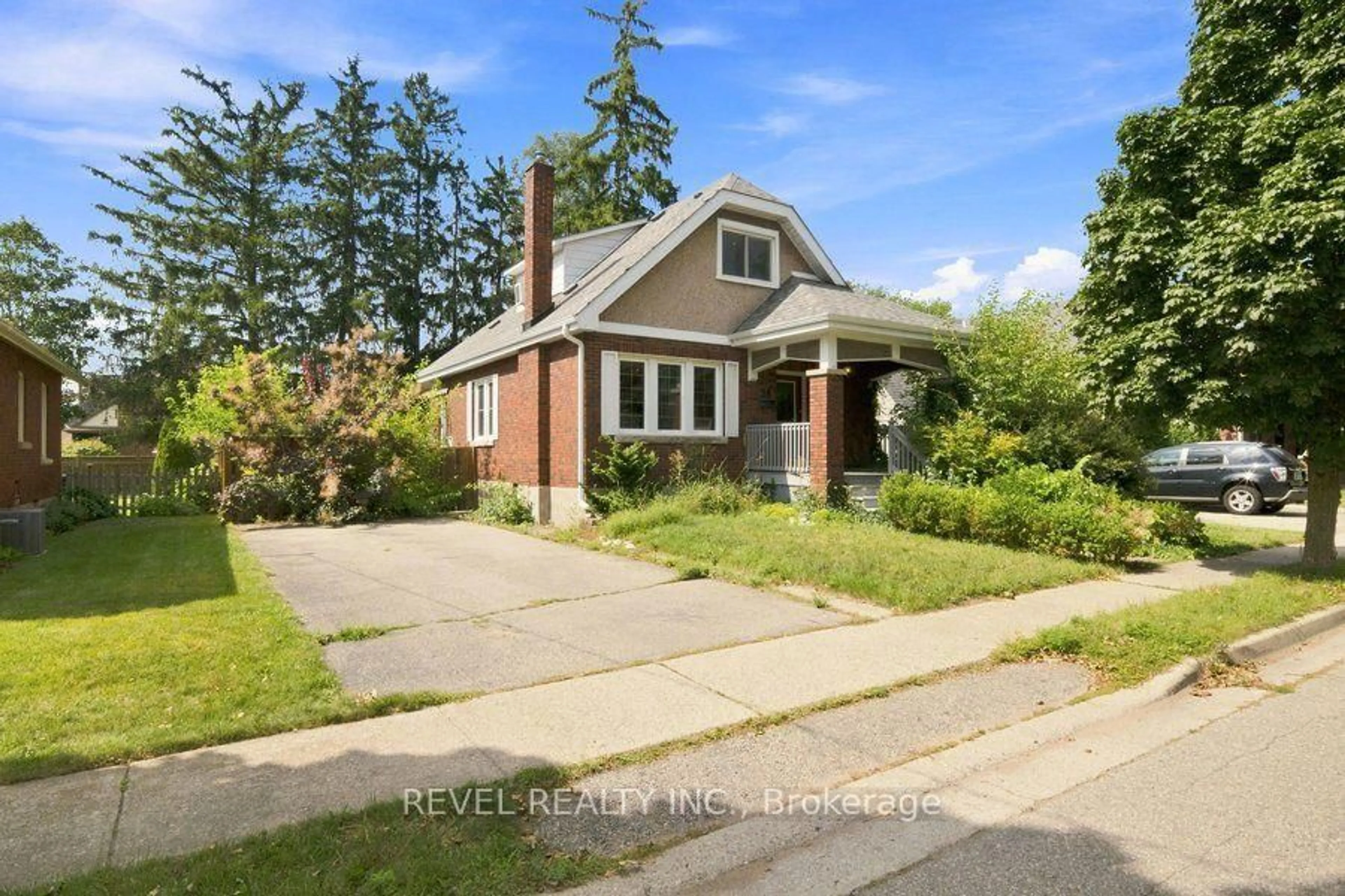 Home with brick exterior material, street for 26 Abigail Ave, Brantford Ontario N3R 4R9
