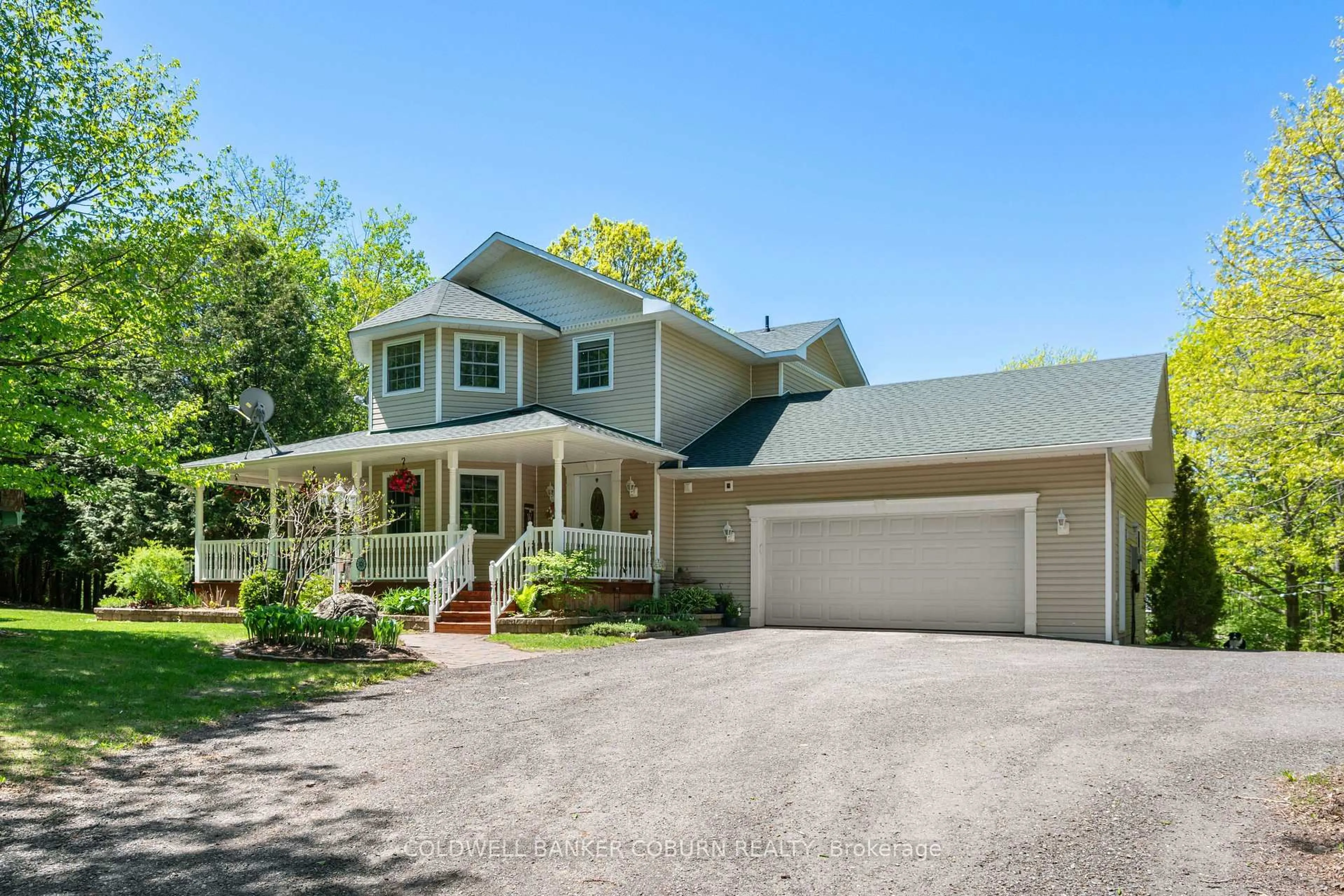 Home with vinyl exterior material, street for 397 Burchill Rd, Merrickville Ontario K0G 1N0