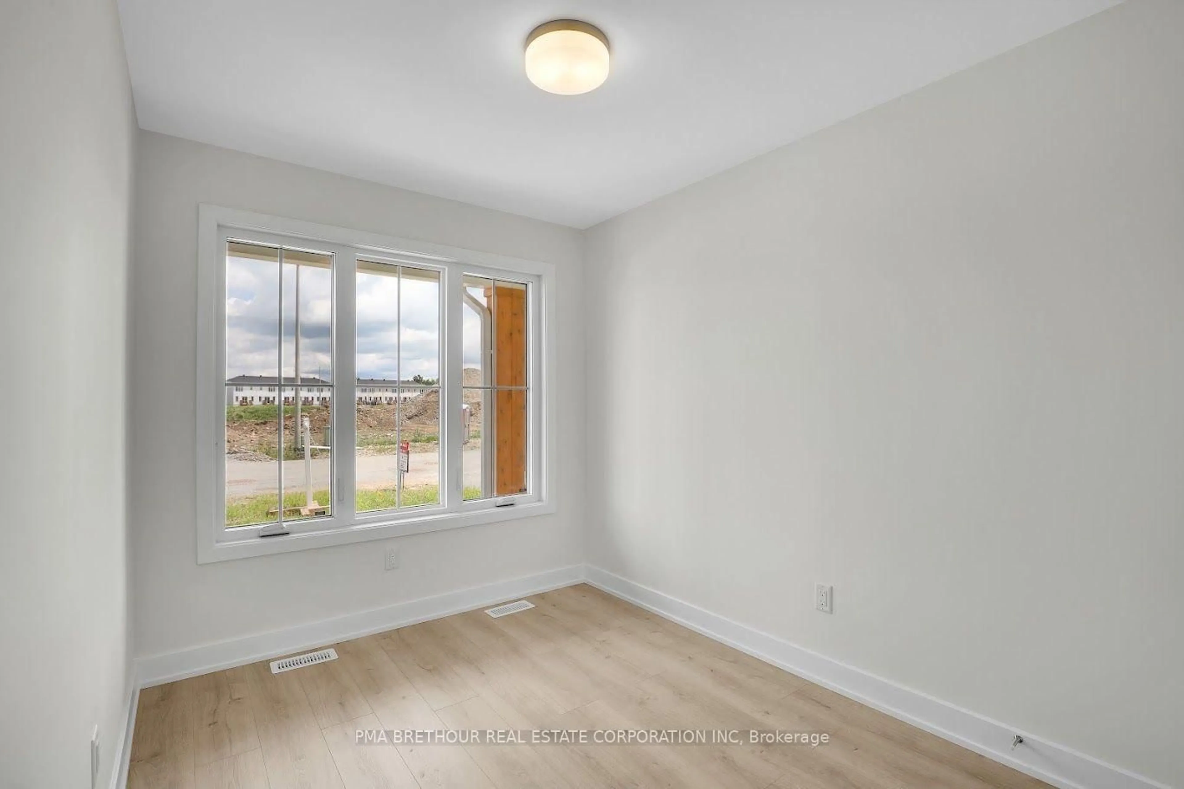 A pic of a room for 830 St. John St, Merrickville-Wolford Ontario K0G 1N0