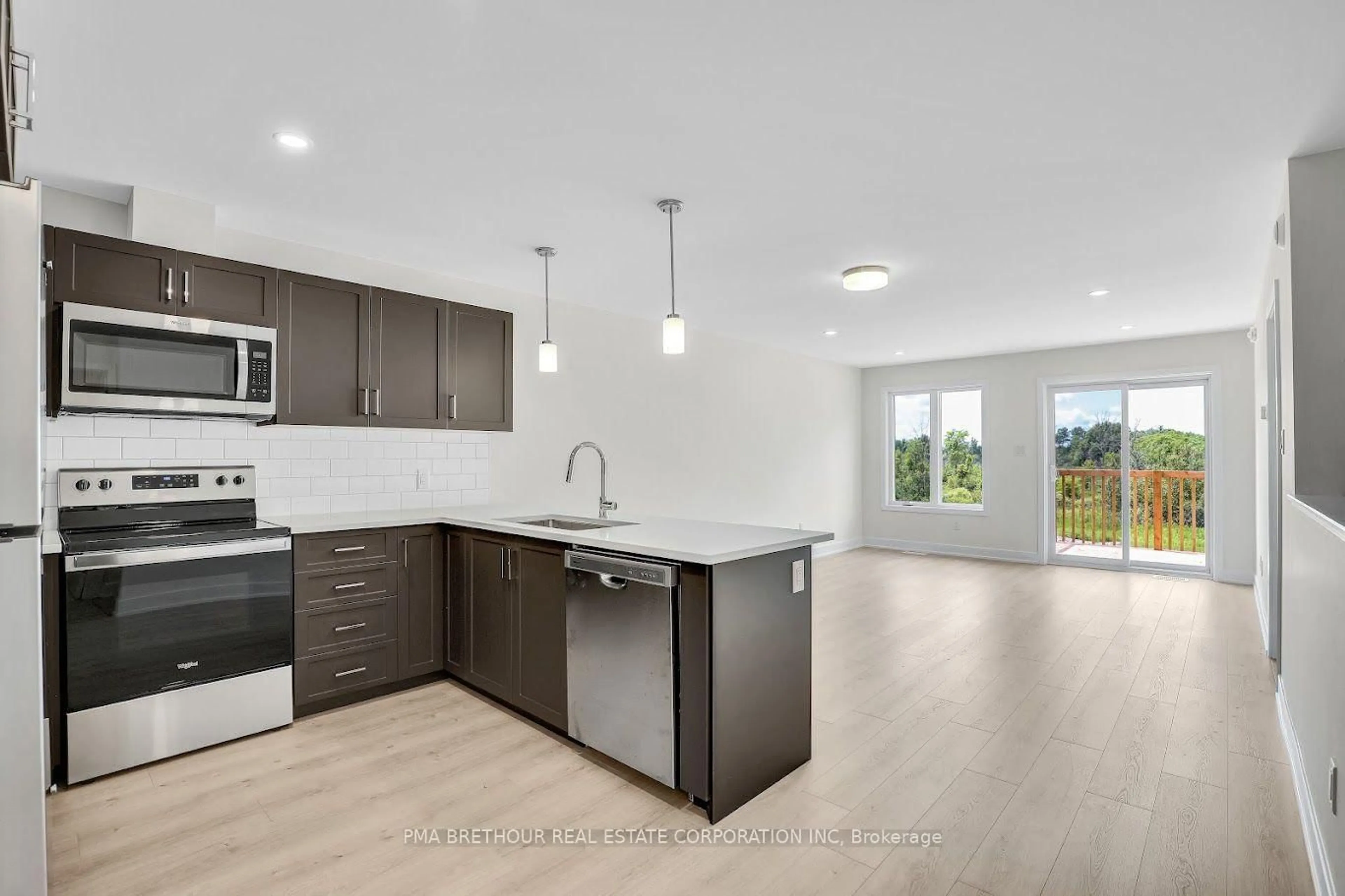 Open concept kitchen, unknown for 830 St. John St, Merrickville-Wolford Ontario K0G 1N0