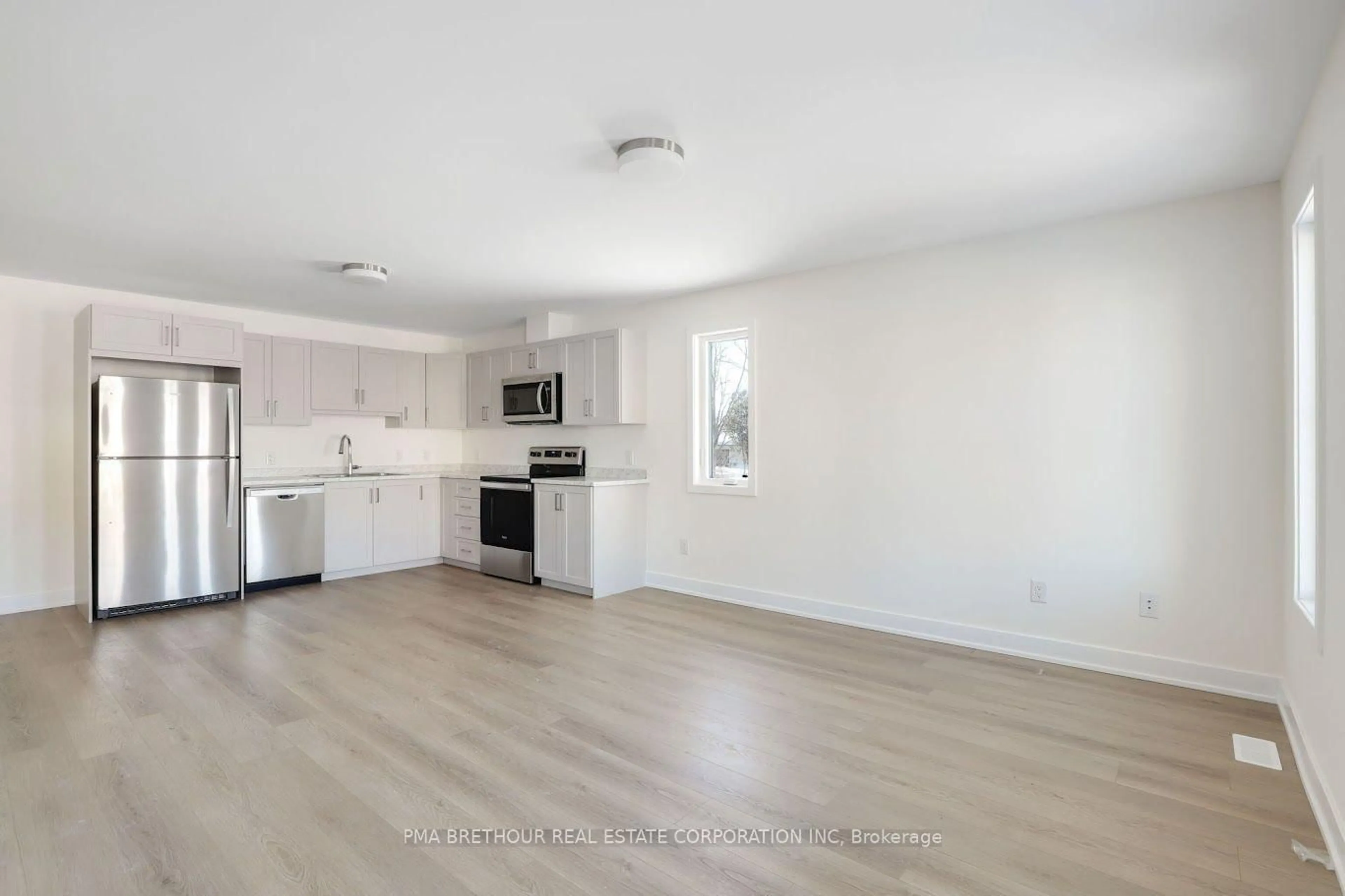 Open concept kitchen, unknown for 148 Doctor Agnes Craine Dr, Smiths Falls Ontario K7A 0A5