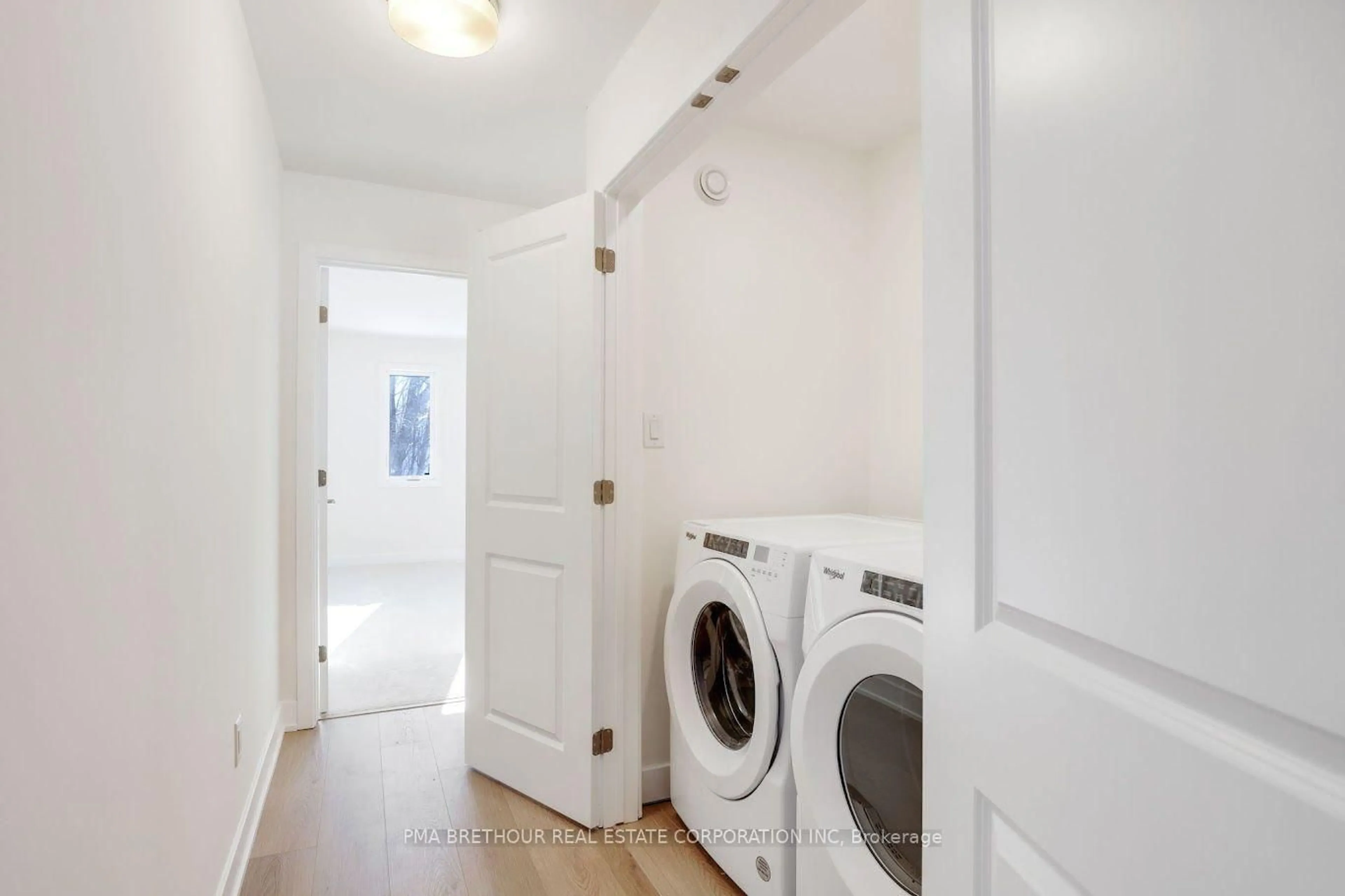 Laundry room for 148 Doctor Agnes Craine Dr, Smiths Falls Ontario K7A 0A5