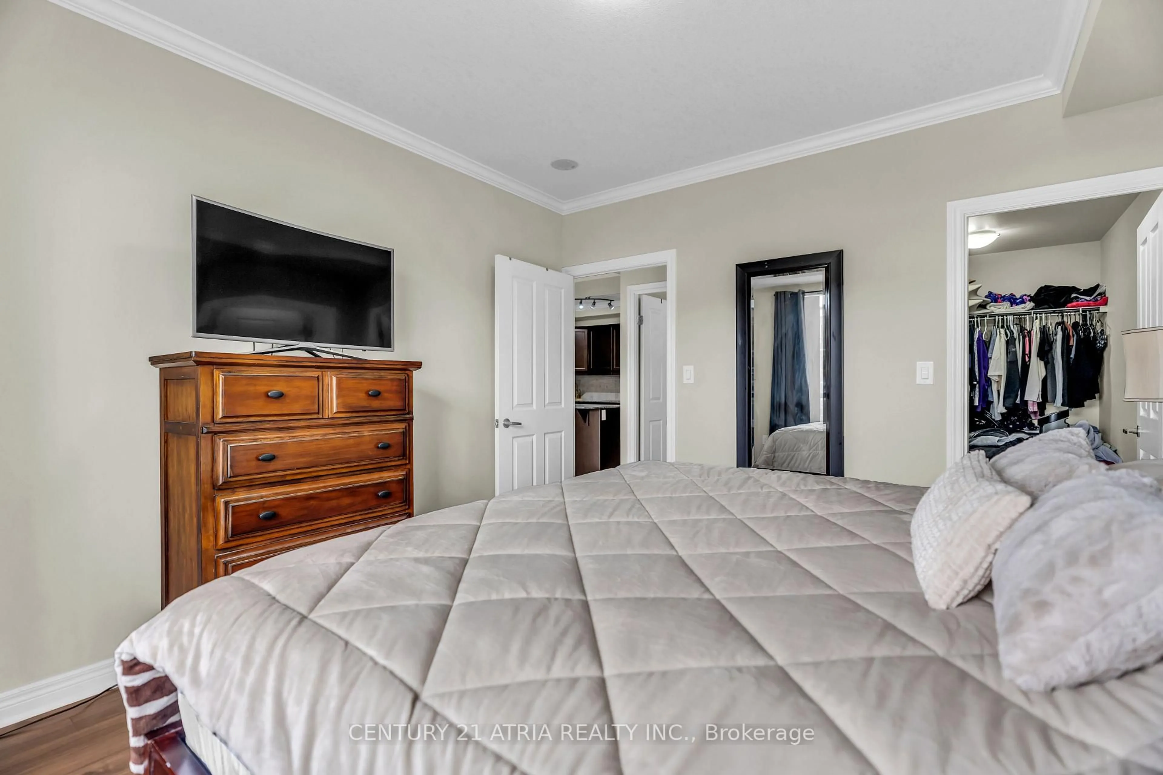 Bedroom with bed, unknown for 1030 Coronation Dr #1014, London North Ontario N6G 0G5