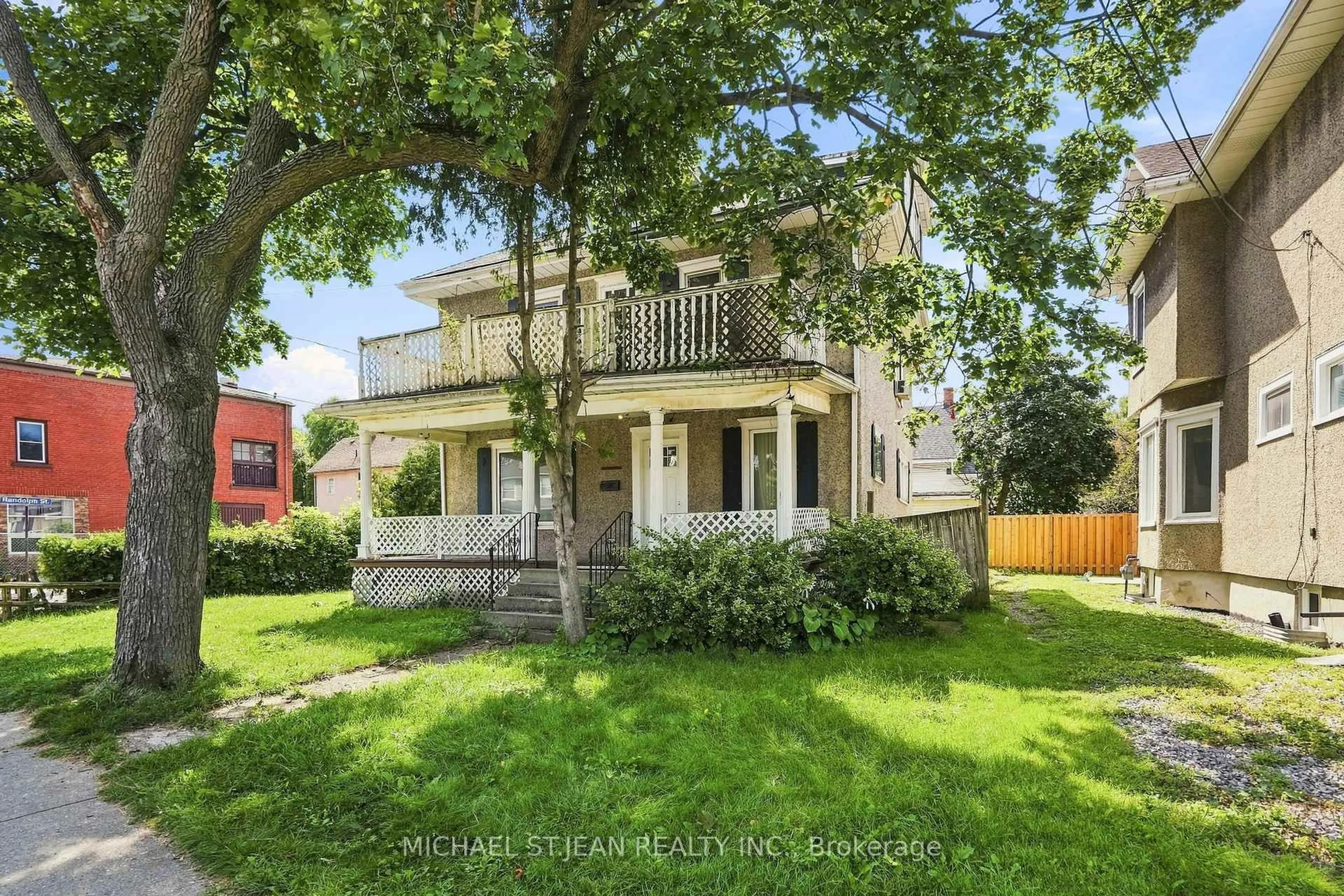 Unknown for 38 Burgar St, Welland Ontario L3B 2S9