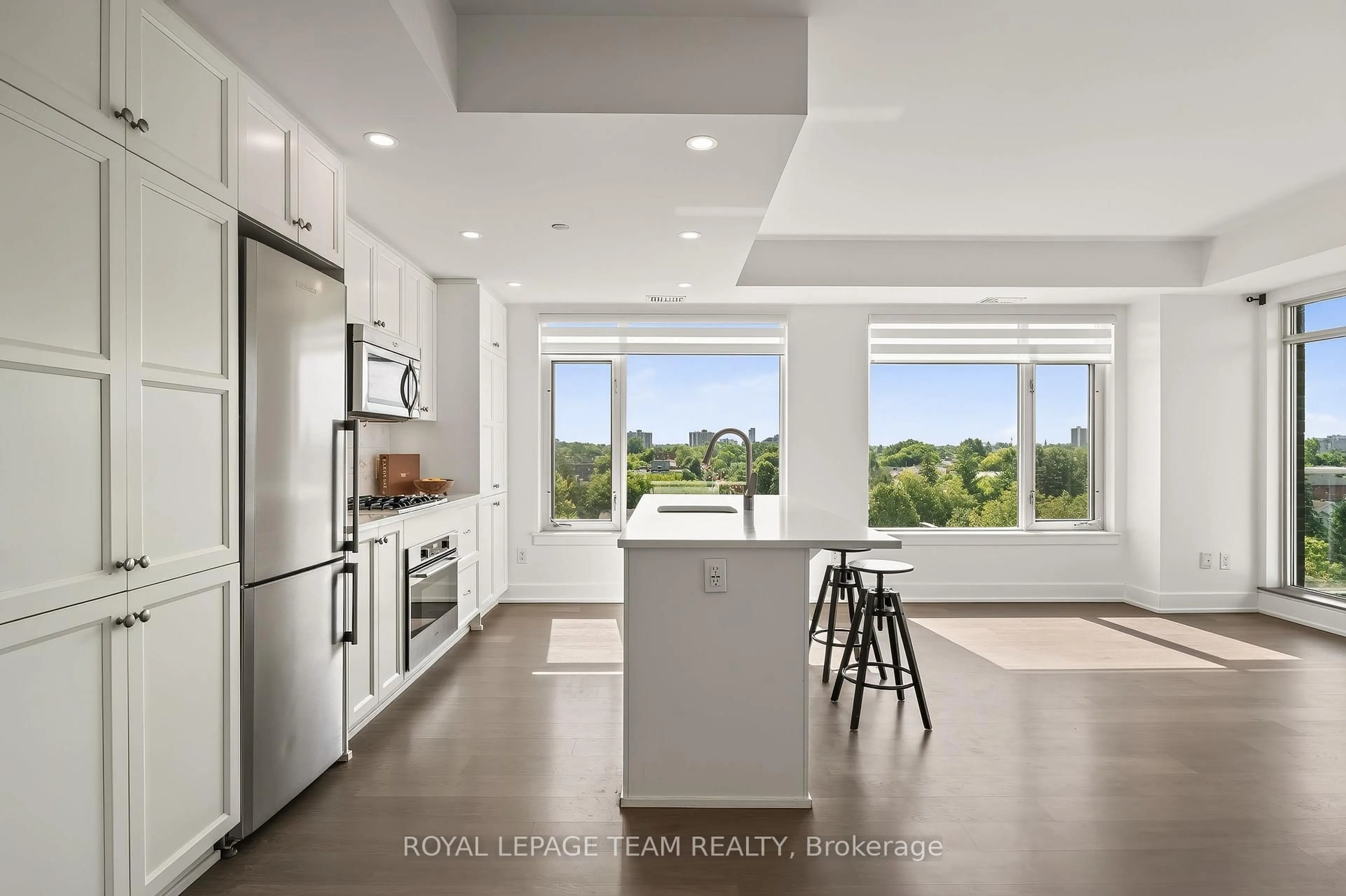 Open concept kitchen, ceramic/tile floor for 7 Marquette Ave #506, Ottawa Ontario K1L 8A7
