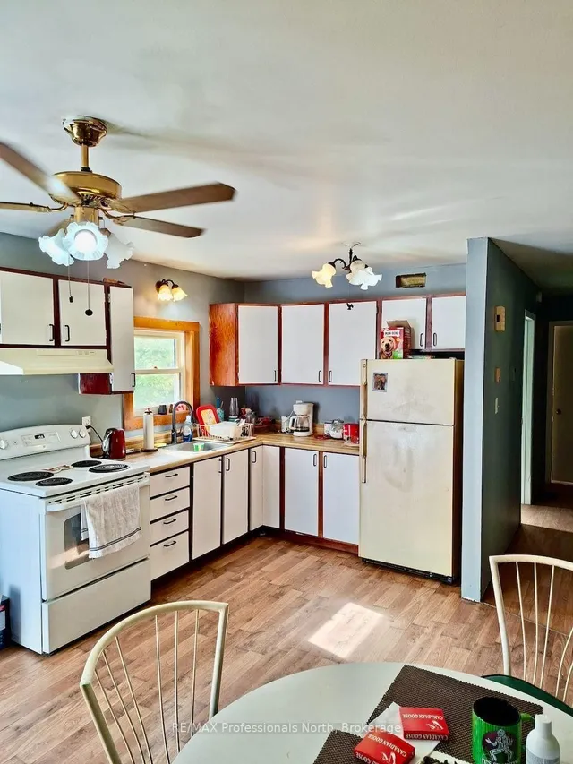 2584 Contau Lake Rd, Highlands East 5