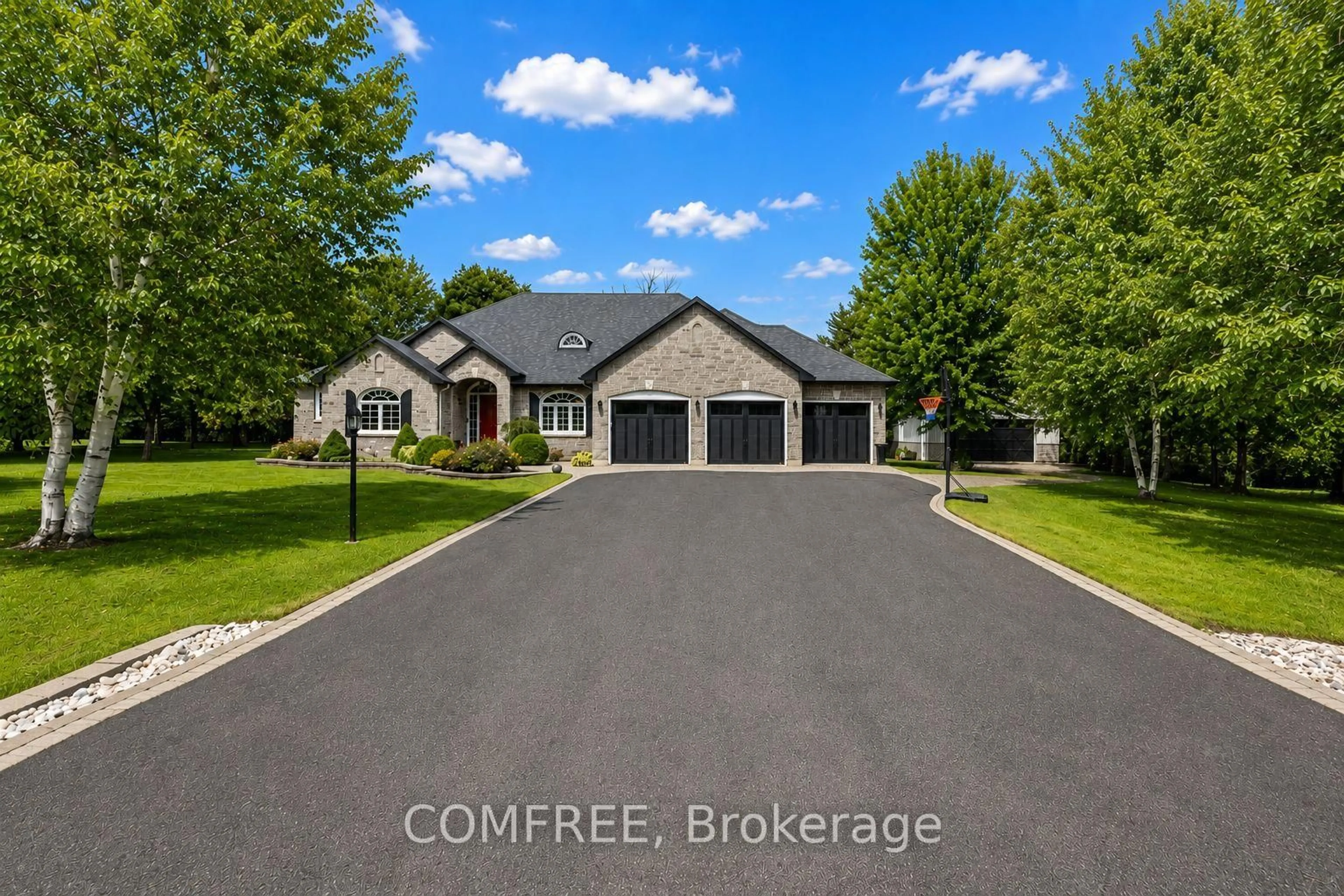 A pic from outside/outdoor area/front of a property/back of a property/a pic from drone, street for 19 Maric Tr, North Grenville Ontario K0G 1J0
