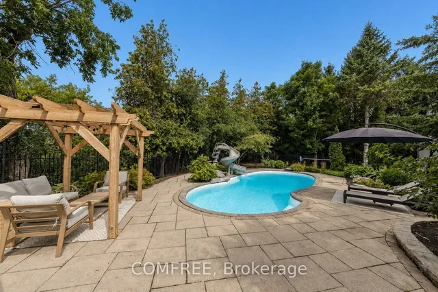 19 Maric Tr, North Grenville 5