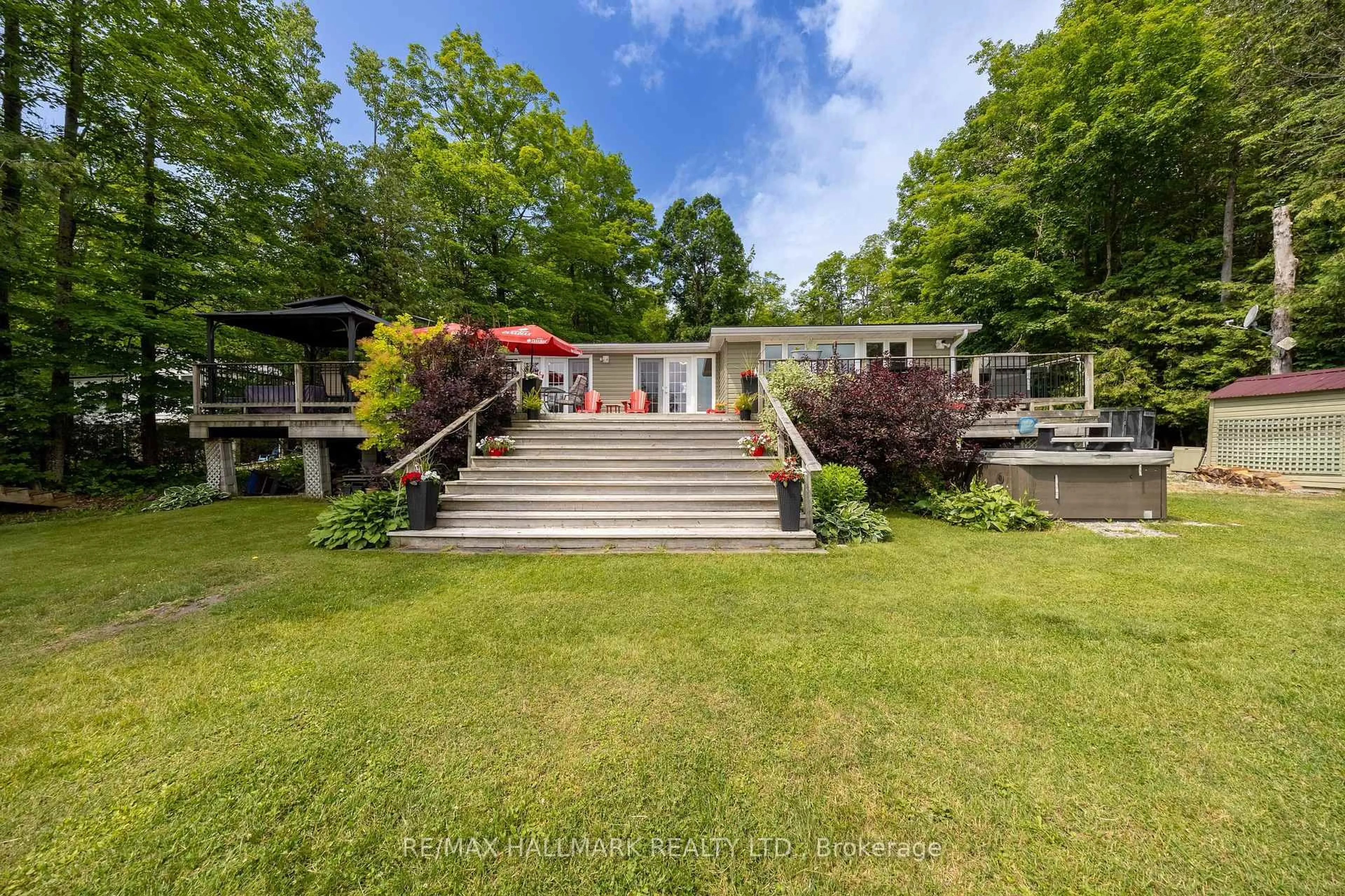 A pic from outside/outdoor area/front of a property/back of a property/a pic from drone, water/lake/river/ocean view for 195 Weldon Dr, Kawartha Lakes Ontario K0M 1K0