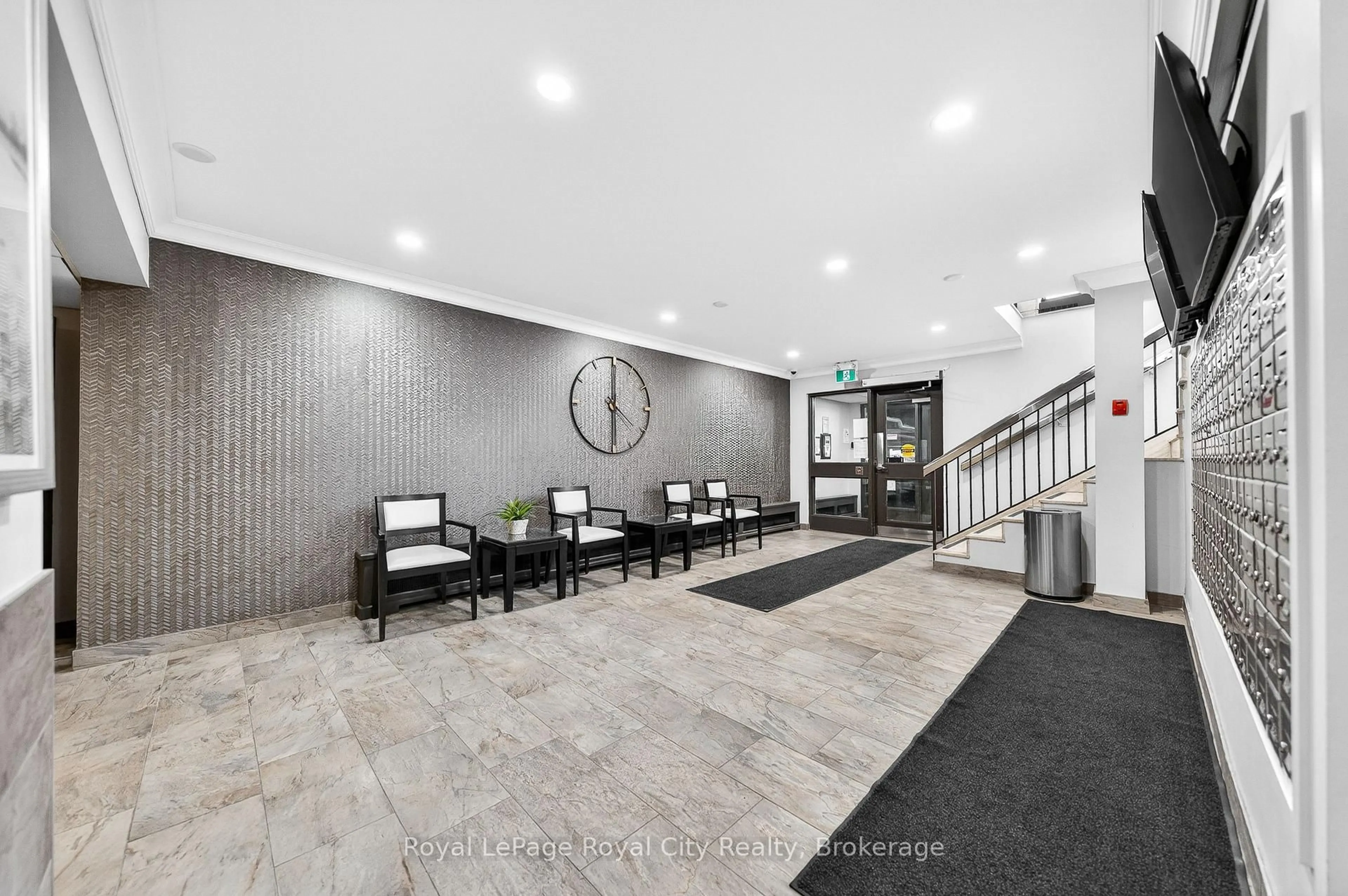 Lobby for 19 Woodlawn Rd #206, Guelph Ontario N1H 7B1