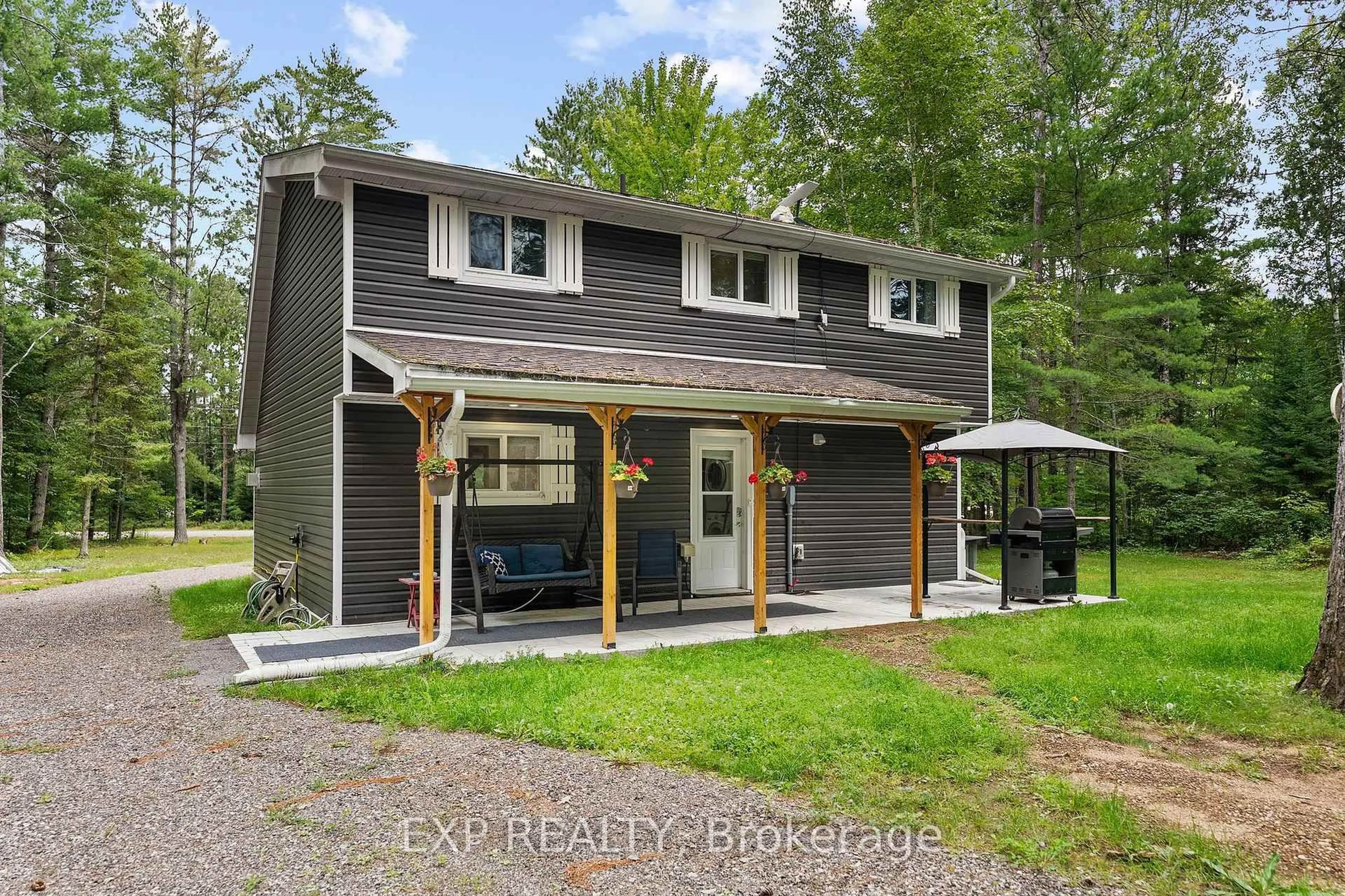 Home with vinyl exterior material, unknown for 1705 CHURCH St, Griffith Ontario K0J 2R0