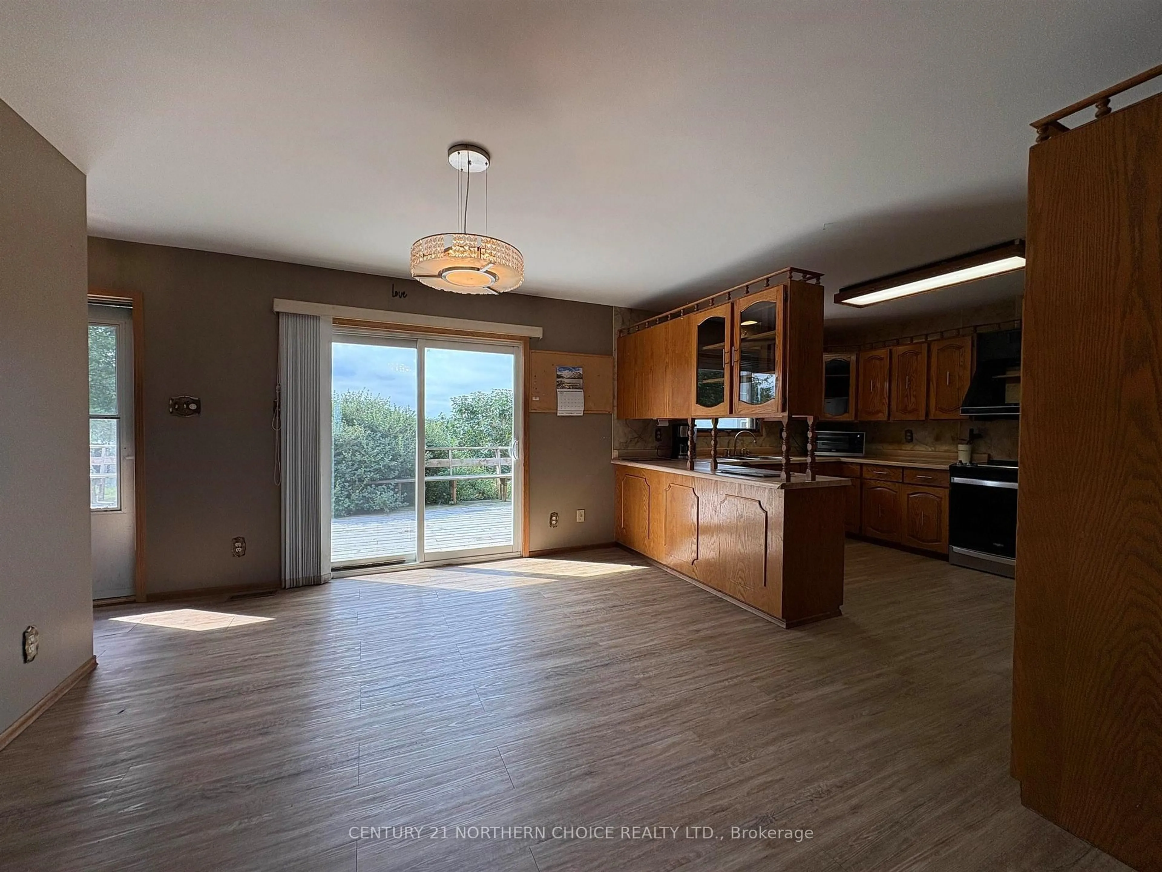 Open concept kitchen, unknown for 859 BURRISS Rd, La Vallee Ontario P0W 1C0