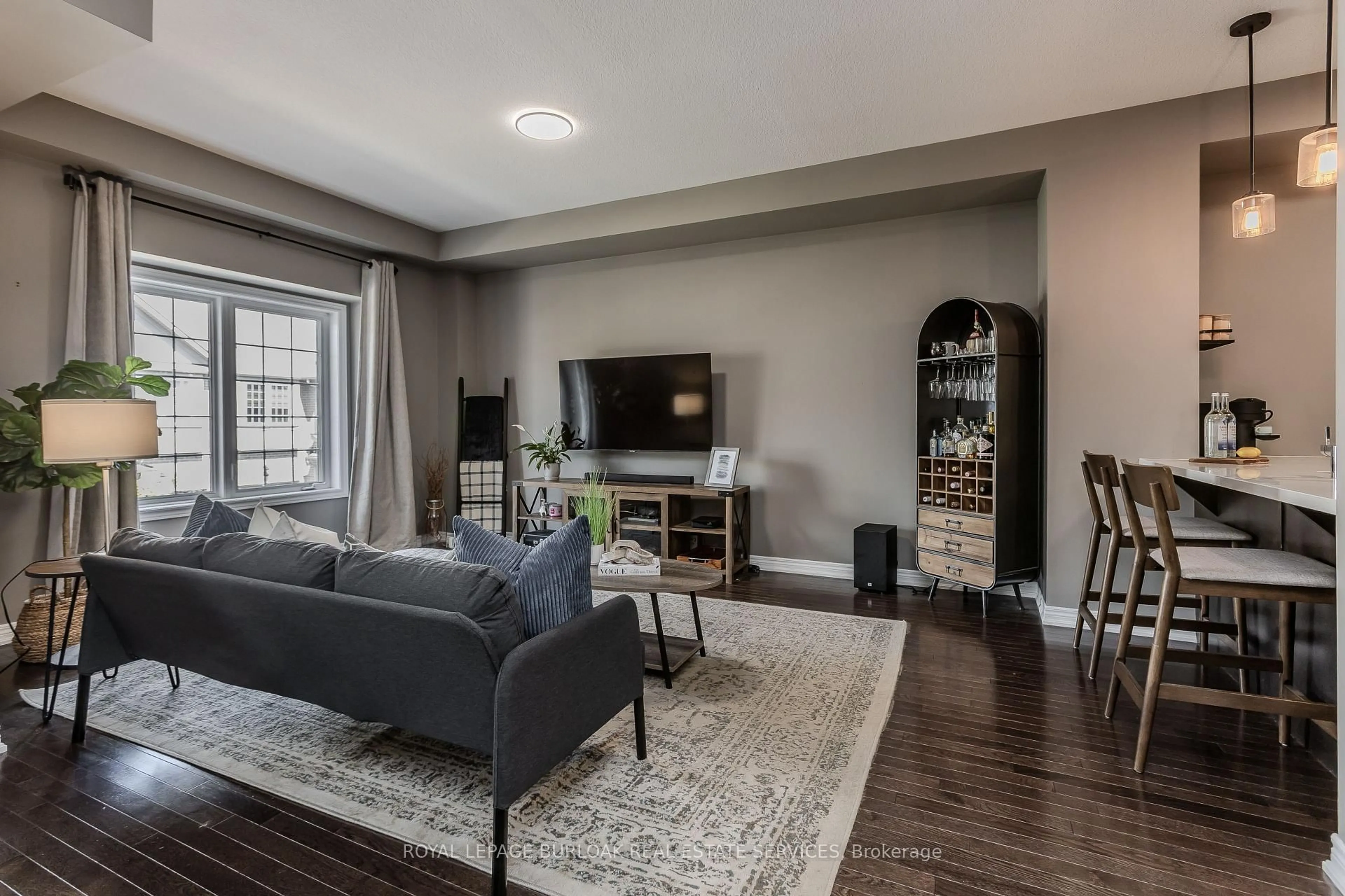 Living room with furniture, unknown for 215 Dundas St #29, Hamilton Ontario L8B 0X2