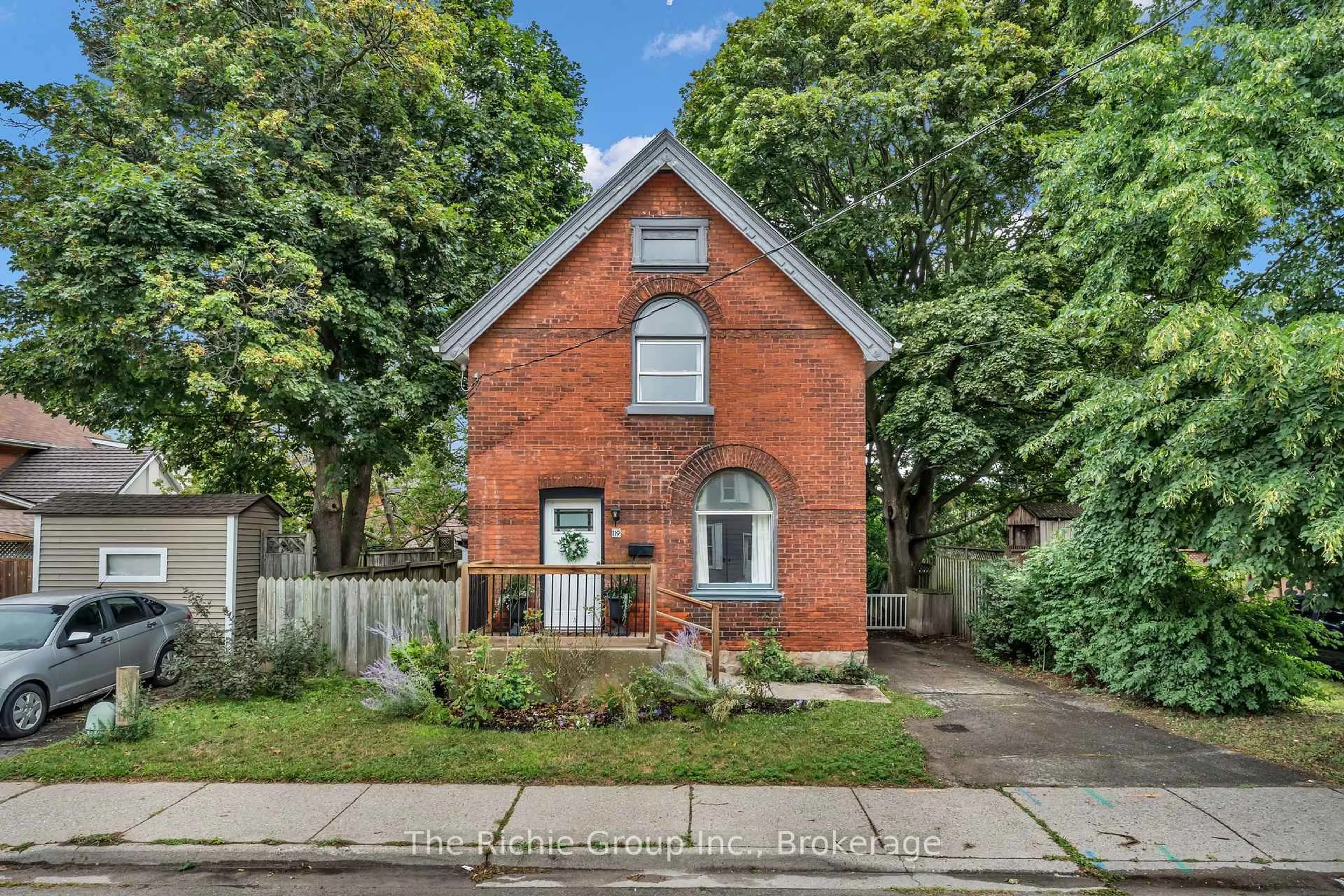 Home with brick exterior material, street for 119 Brock St, Brantford Ontario N3S 5E6