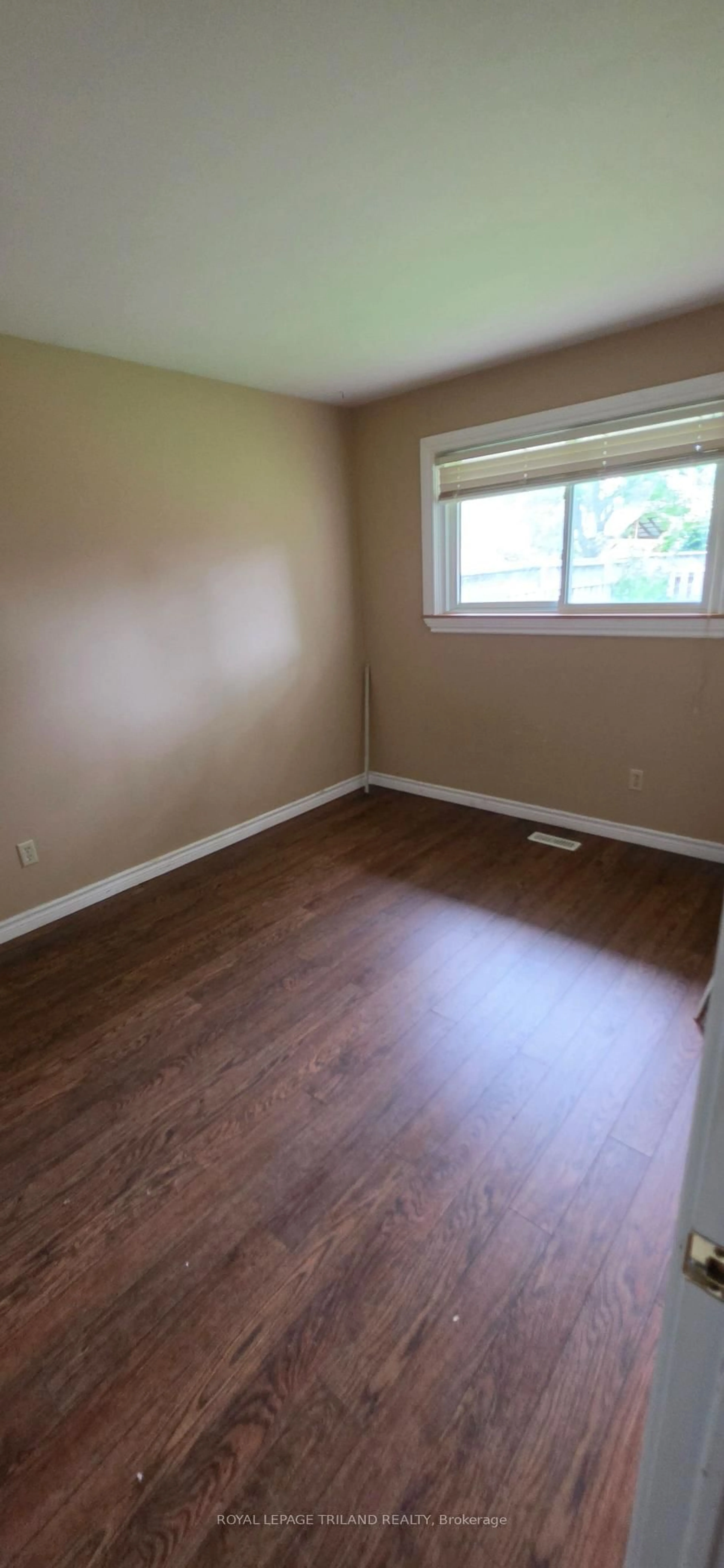 A pic of a room for 783 Dundalk Dr, London South Ontario N6C 3V3
