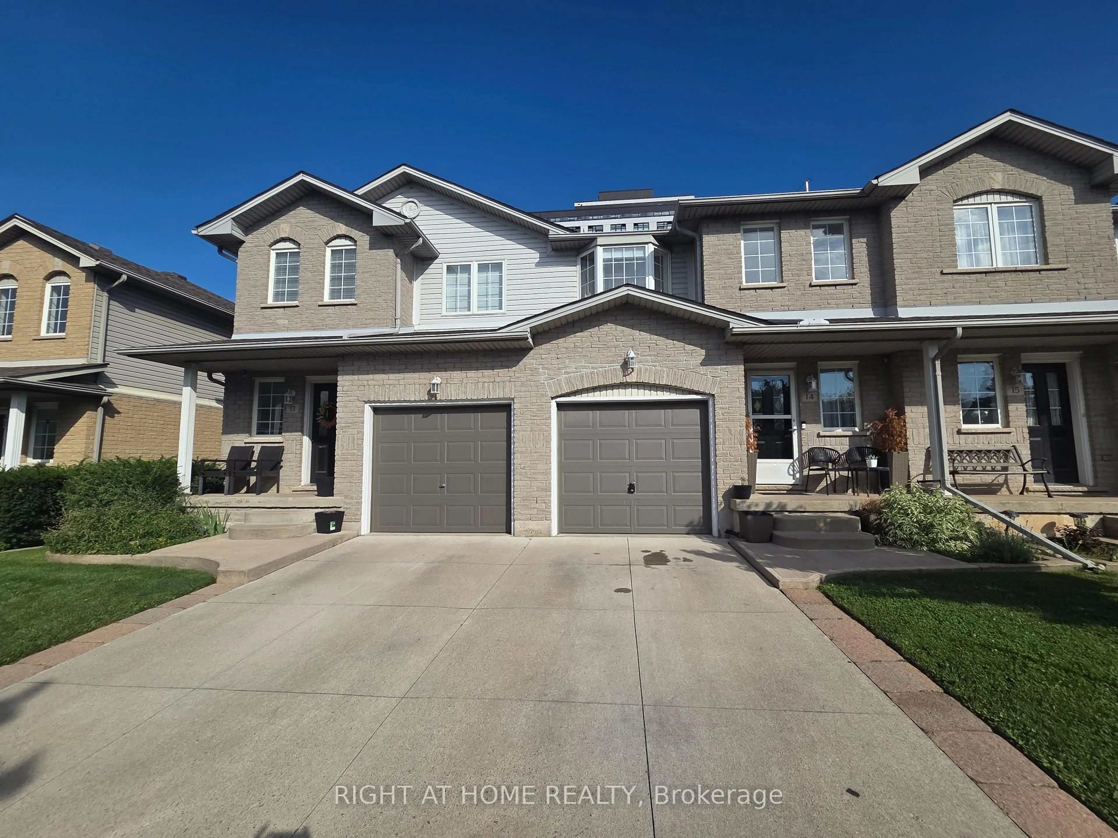 Unknown for 104 Frances Ave #14, Hamilton Ontario L8E 5X3