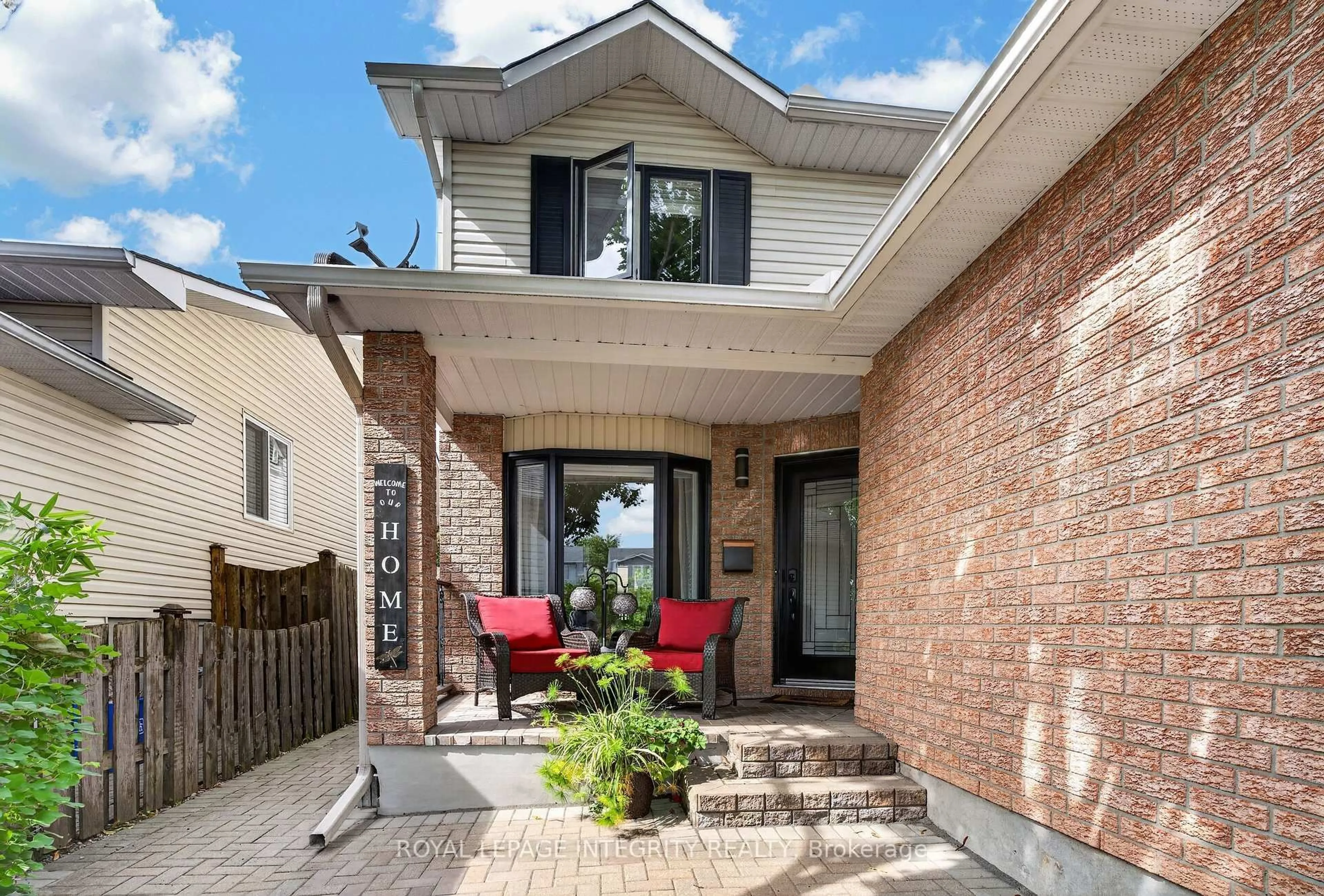 Home with brick exterior material, street for 1692 Toulouse Cres, Ottawa Ontario K1C 6K3