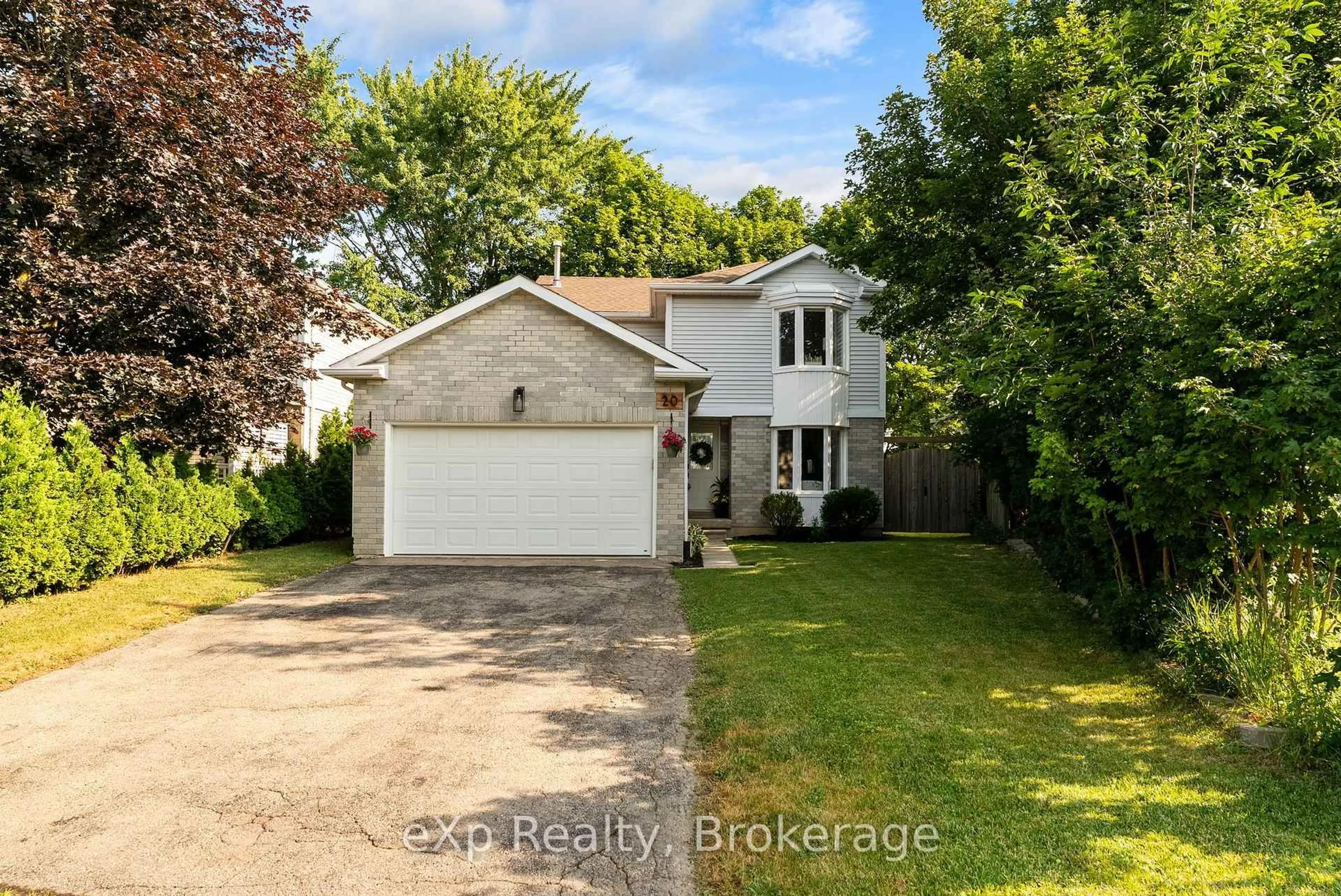 A pic from outside/outdoor area/front of a property/back of a property/a pic from drone, street for 20 Edison Cres, Stratford Ontario N5A 7V1