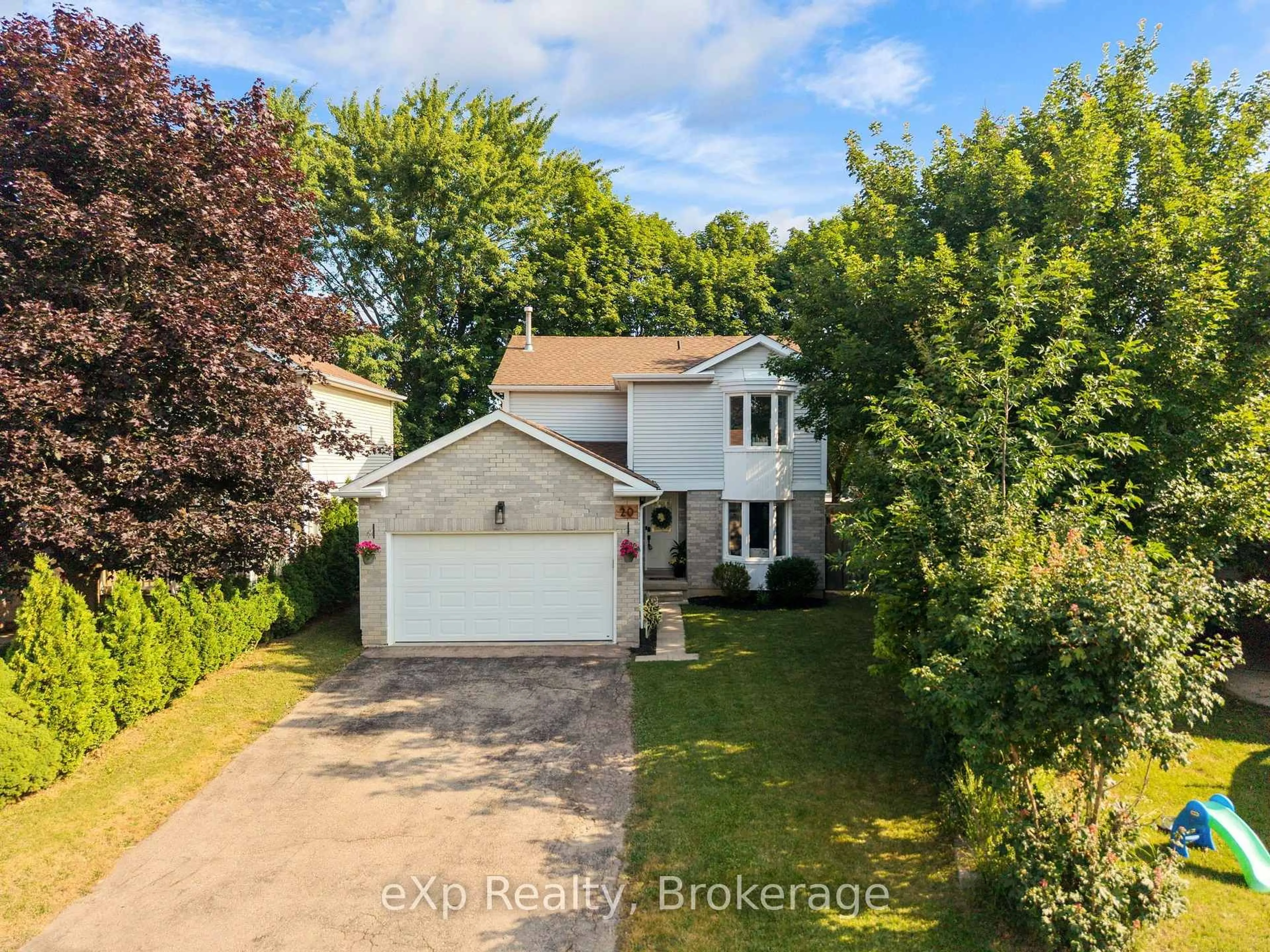 A pic from outside/outdoor area/front of a property/back of a property/a pic from drone, street for 20 Edison Cres, Stratford Ontario N5A 7V1