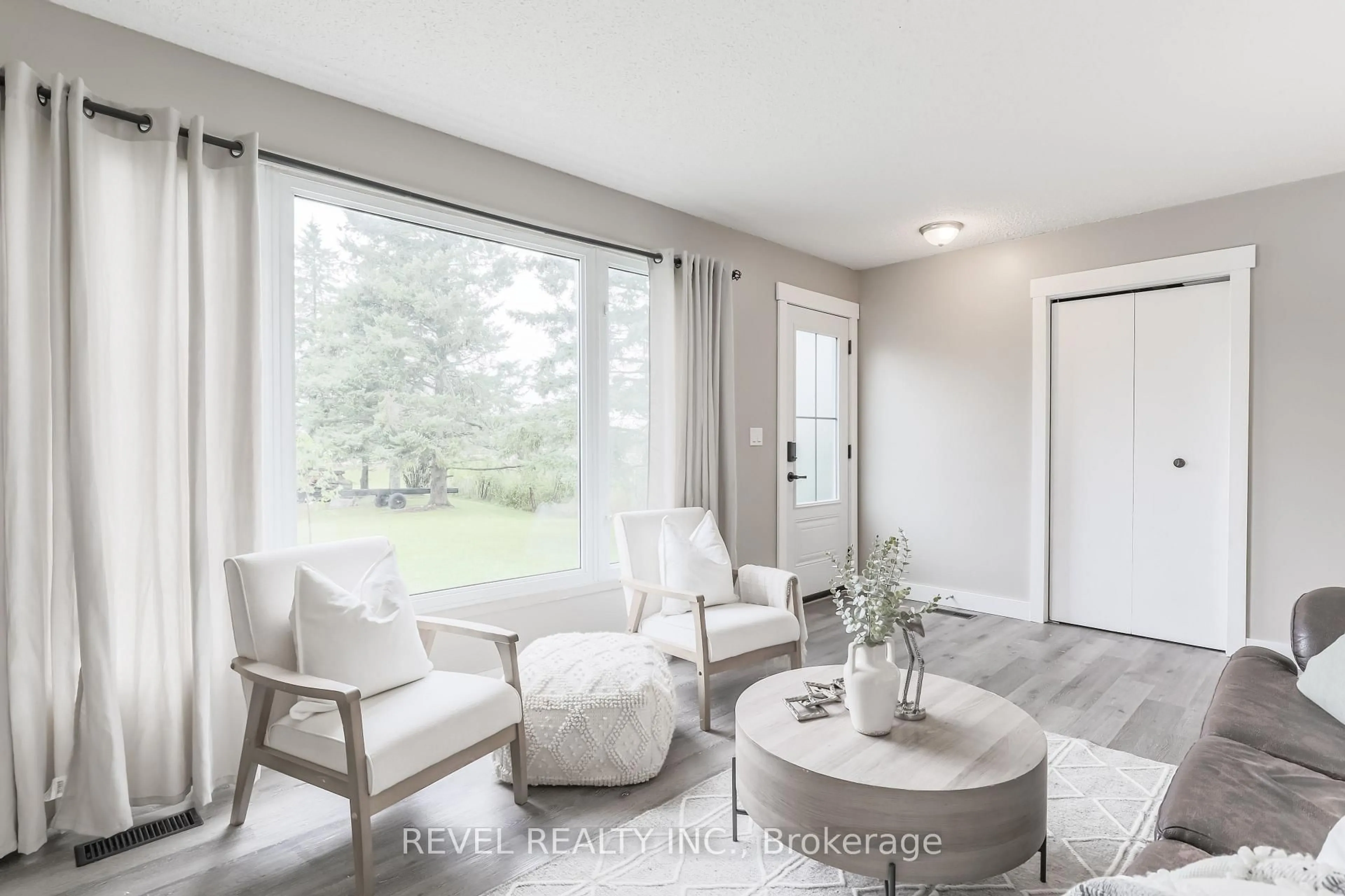 Living room with furniture, unknown for 3880 Highway 35, Kawartha Lakes Ontario K0M 1G0