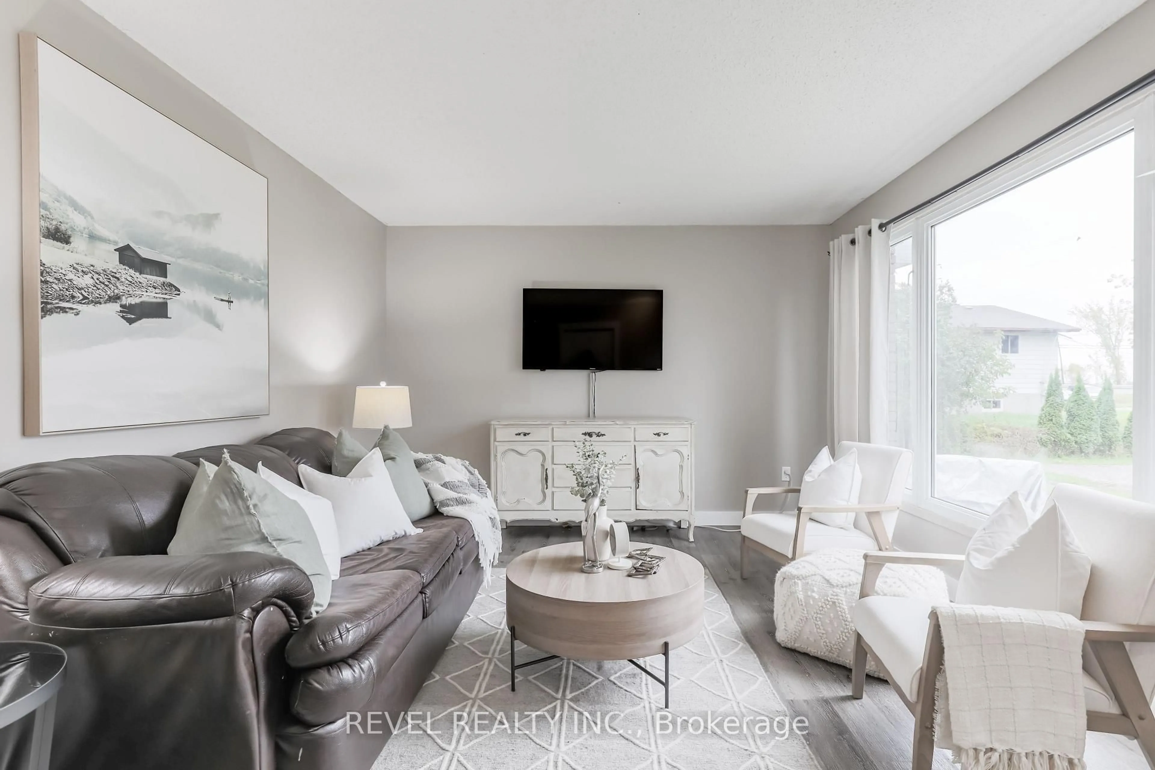 Living room with furniture, unknown for 3880 Highway 35, Kawartha Lakes Ontario K0M 1G0