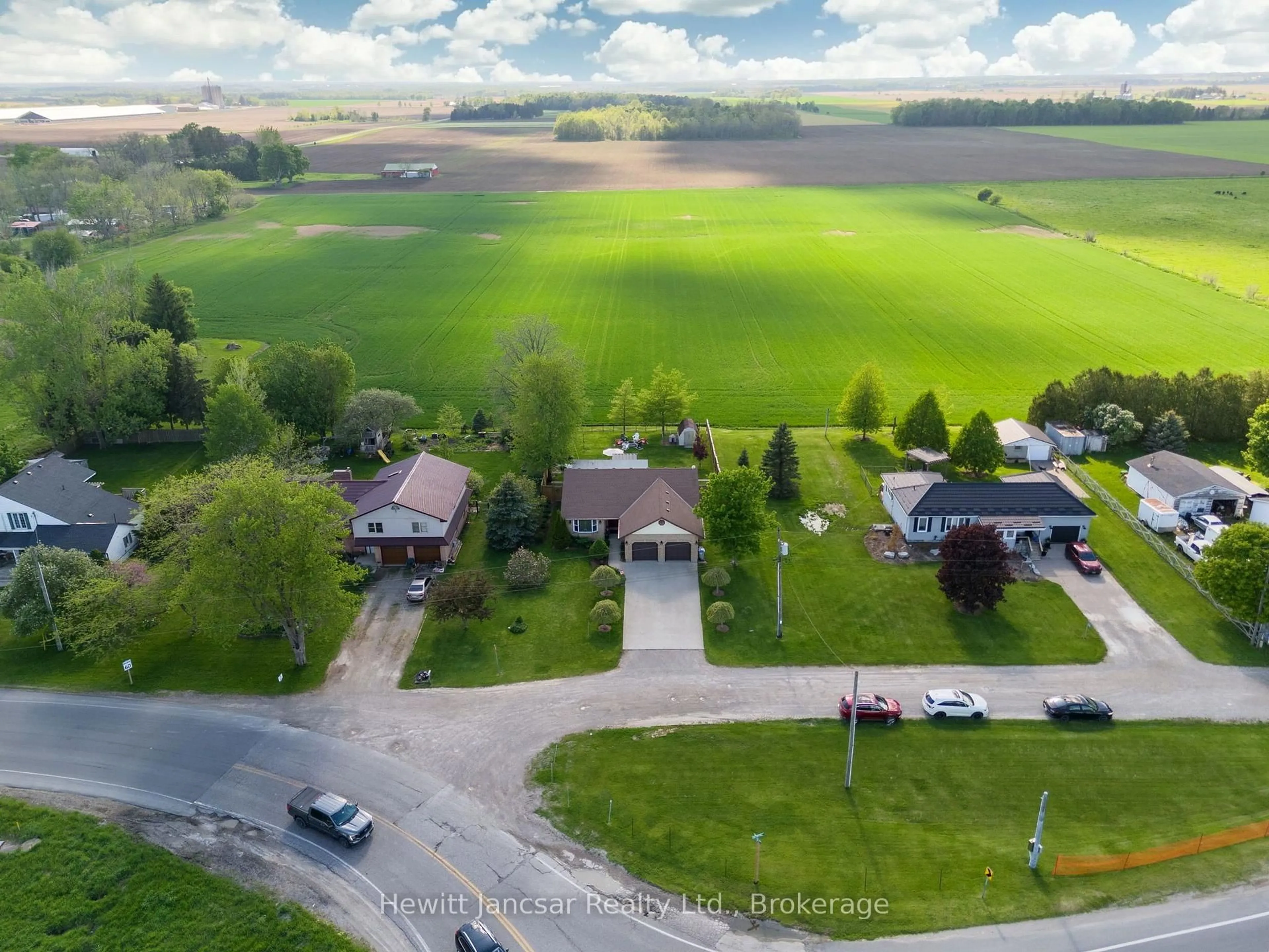 A pic from outside/outdoor area/front of a property/back of a property/a pic from drone, street for 34381 DENFIELD Rd, Lucan Biddulph Ontario N0M 2S0