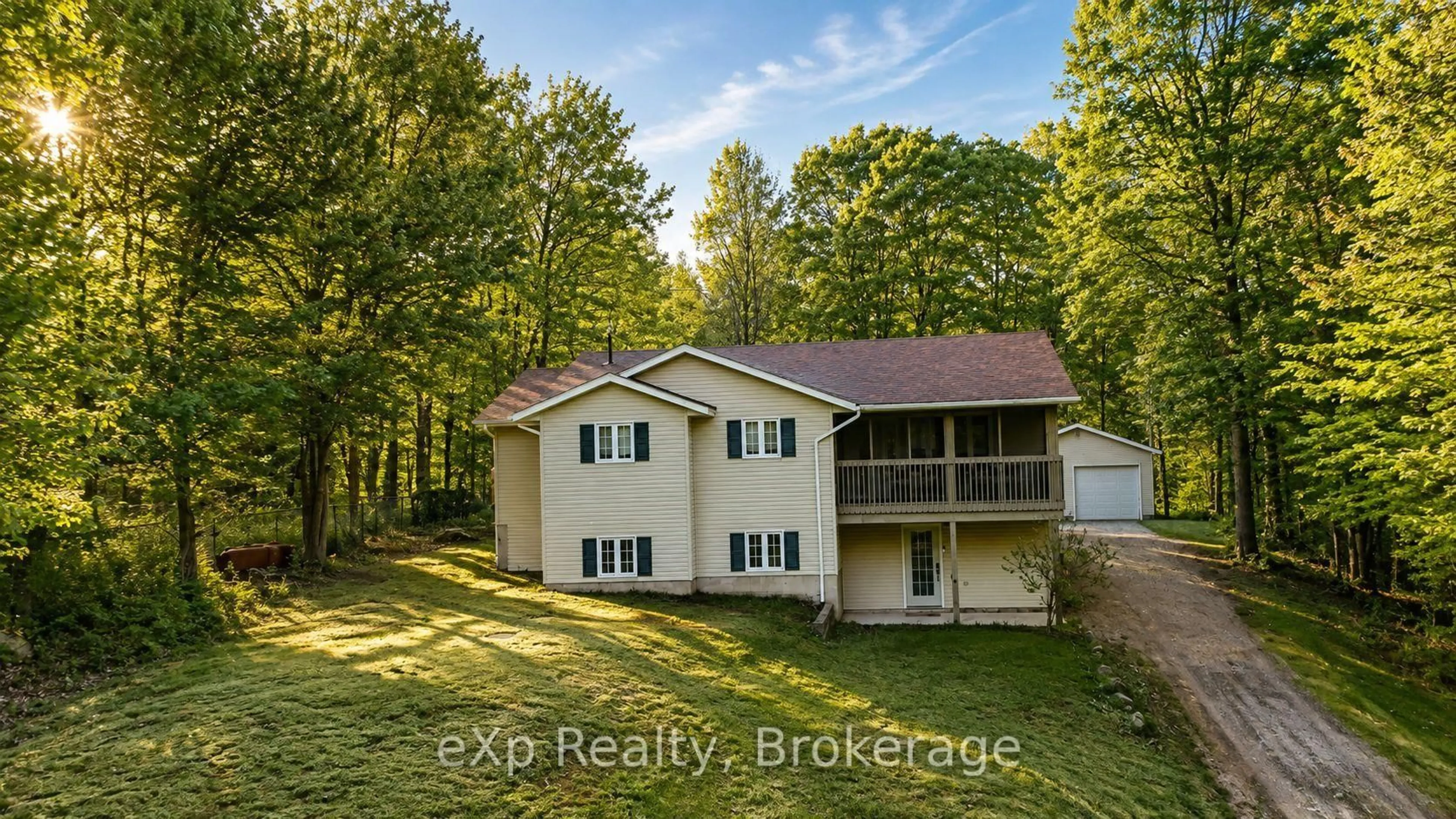 A pic from outside/outdoor area/front of a property/back of a property/a pic from drone, water/lake/river/ocean view for 1084 Bonnie Lake Rd, Bracebridge Ontario P1L 1W9