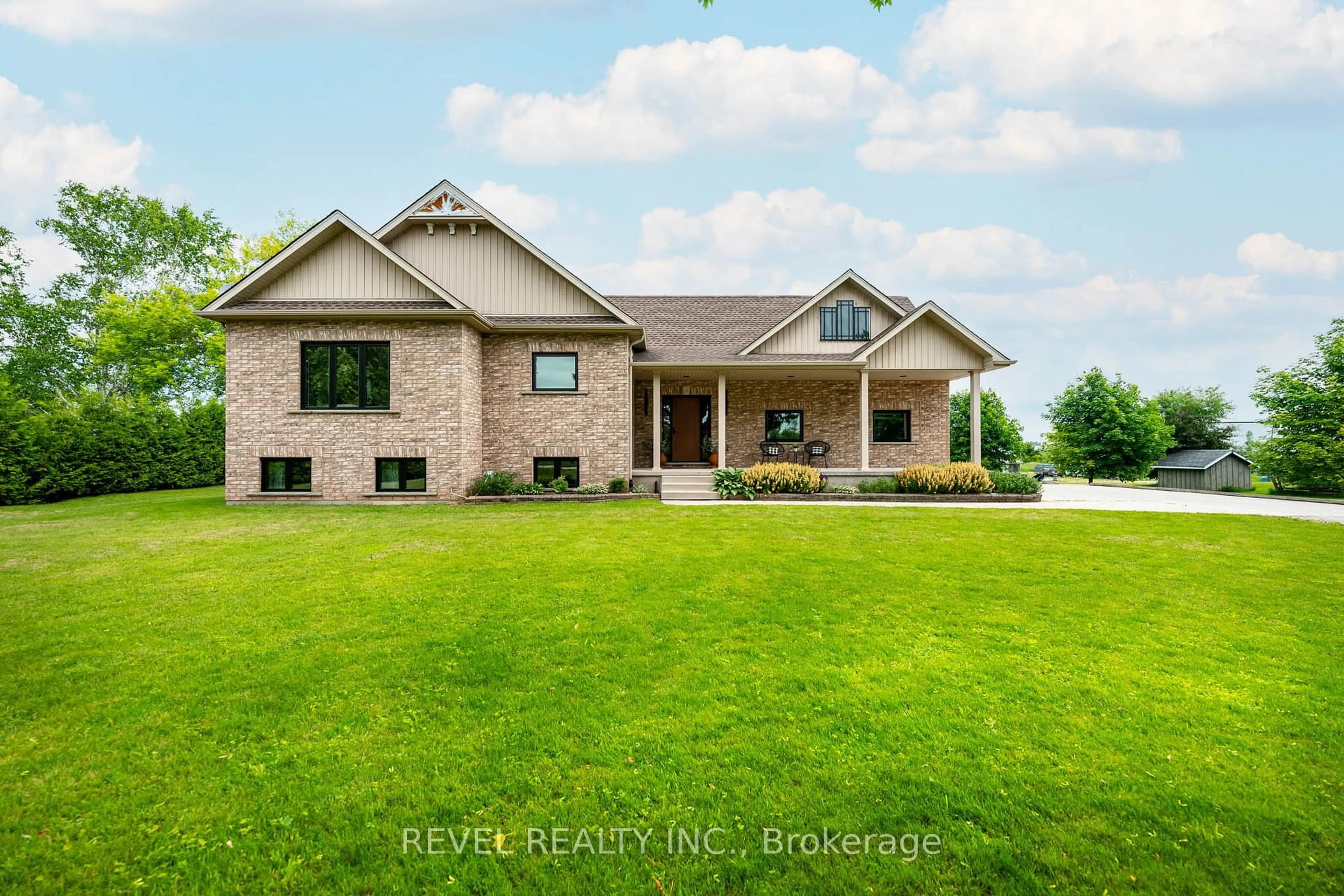 Home with brick exterior material, unknown for 752119 Ida St, Southgate Ontario N0C 1B0