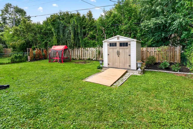 935 Pembridge Cres, Kingston 5