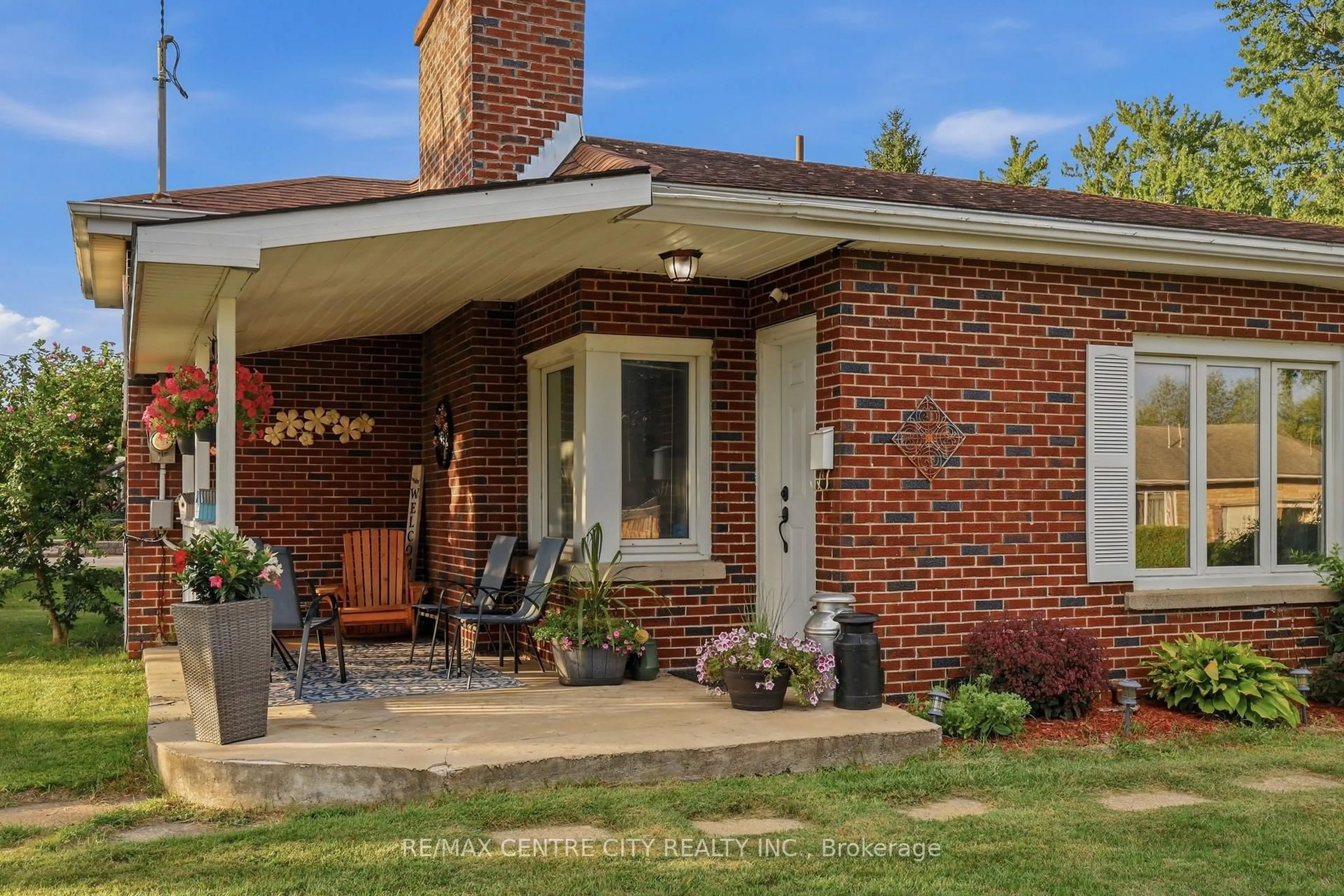 Home with brick exterior material, street for 438 Forest Lawn Ave, London East Ontario N5V 1T1