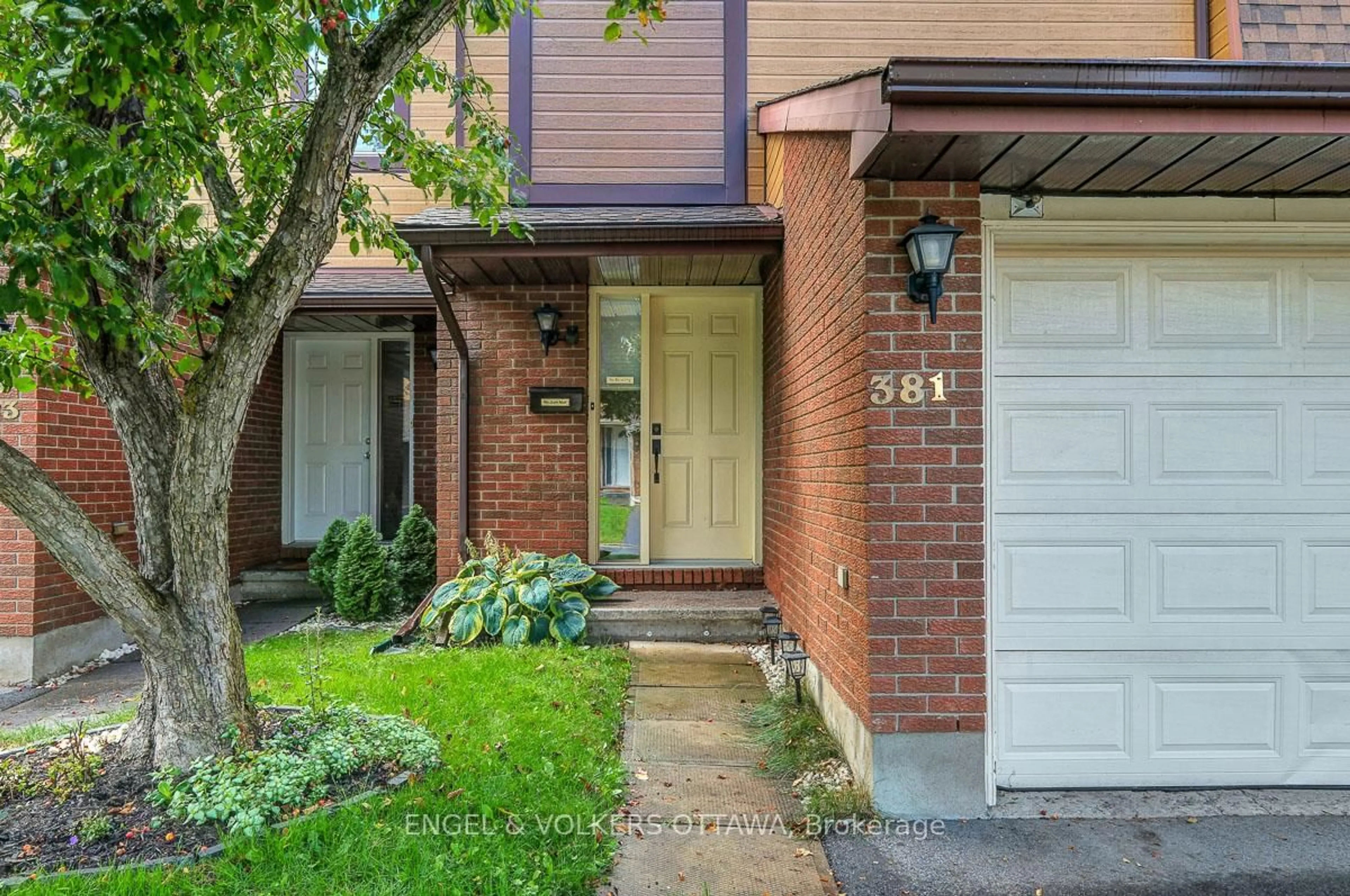 Home with brick exterior material, street for 381 Verdon Private, Ottawa Ontario K1T 3A3