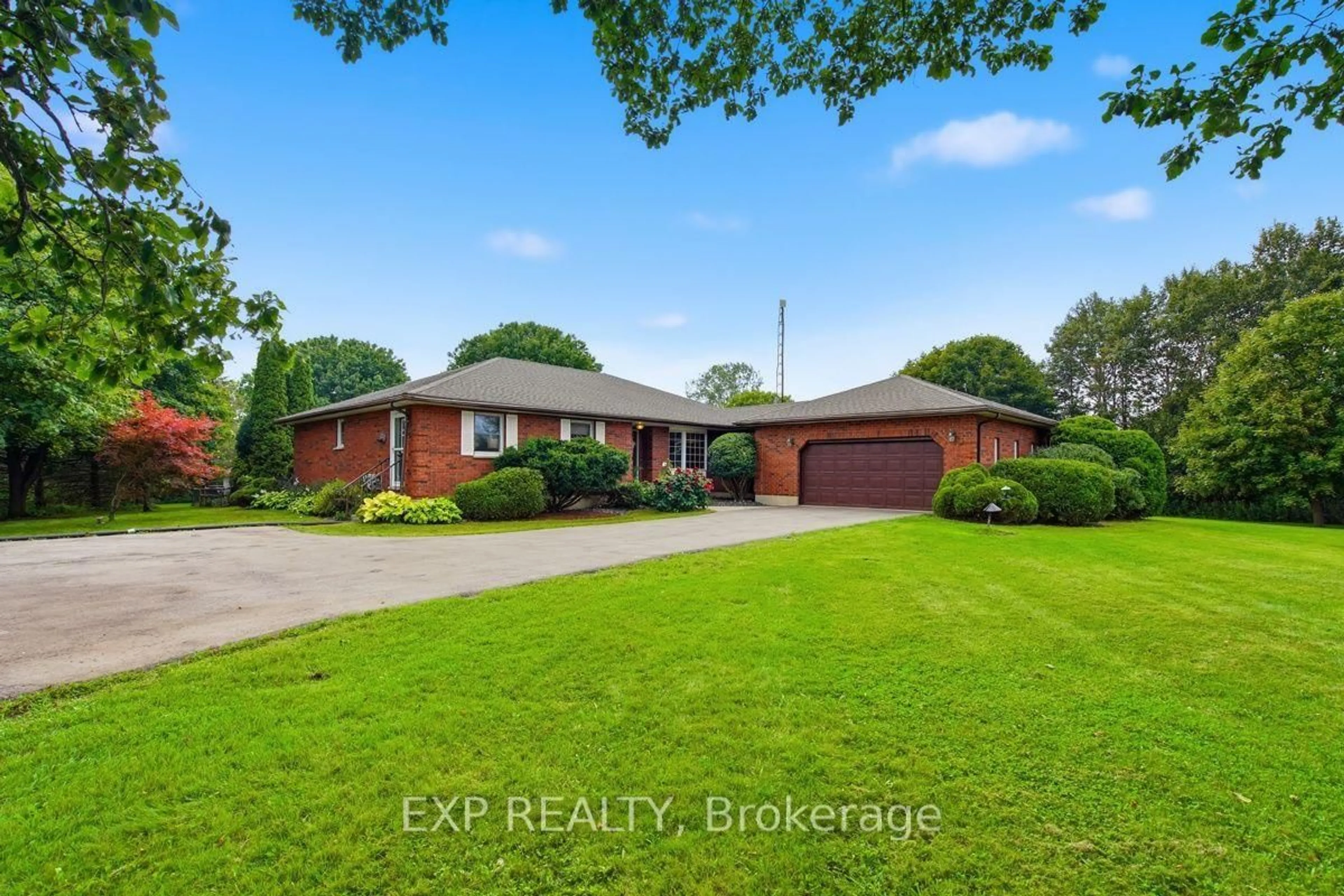 A pic from outside/outdoor area/front of a property/back of a property/a pic from drone, unknown for 23401 Melbourne Rd, Southwest Middlesex Ontario N0L 1A0
