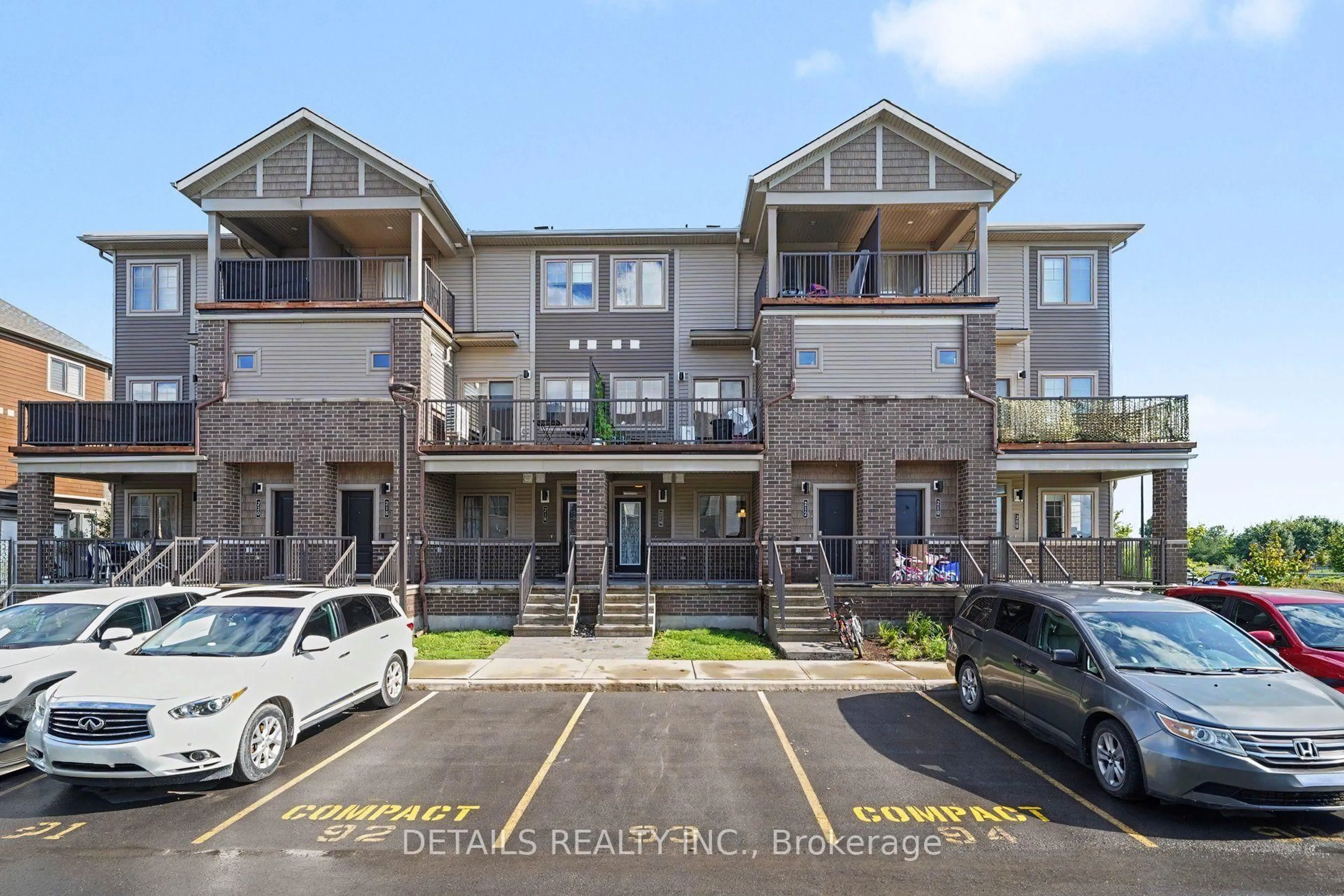 A pic from outside/outdoor area/front of a property/back of a property/a pic from drone, unknown for 214 Anyolite Private, Ottawa Ontario K2J 7J3