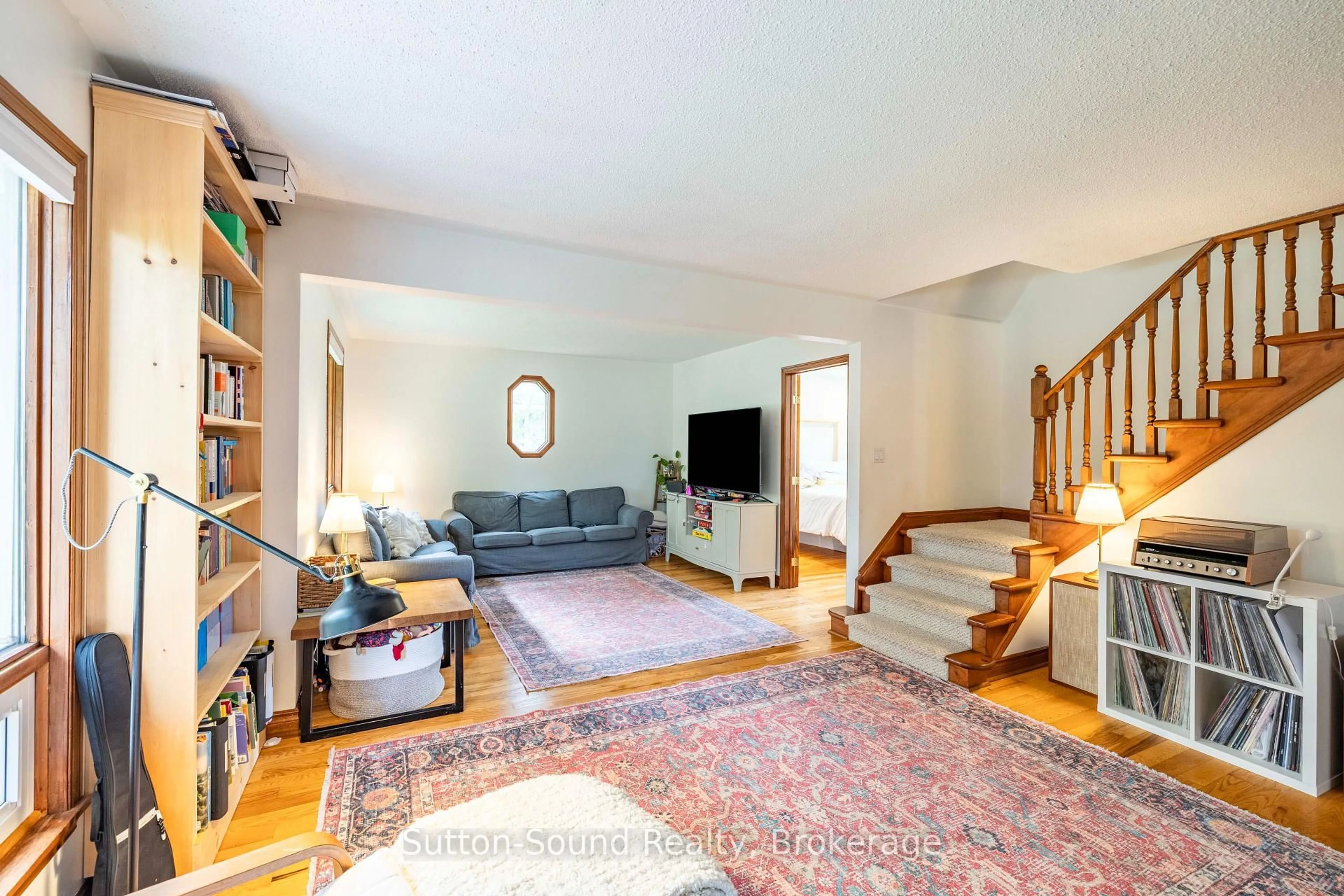 Living room with furniture, unknown for 444 Balmy Beach Rd, Georgian Bluffs Ontario N4K 5N4