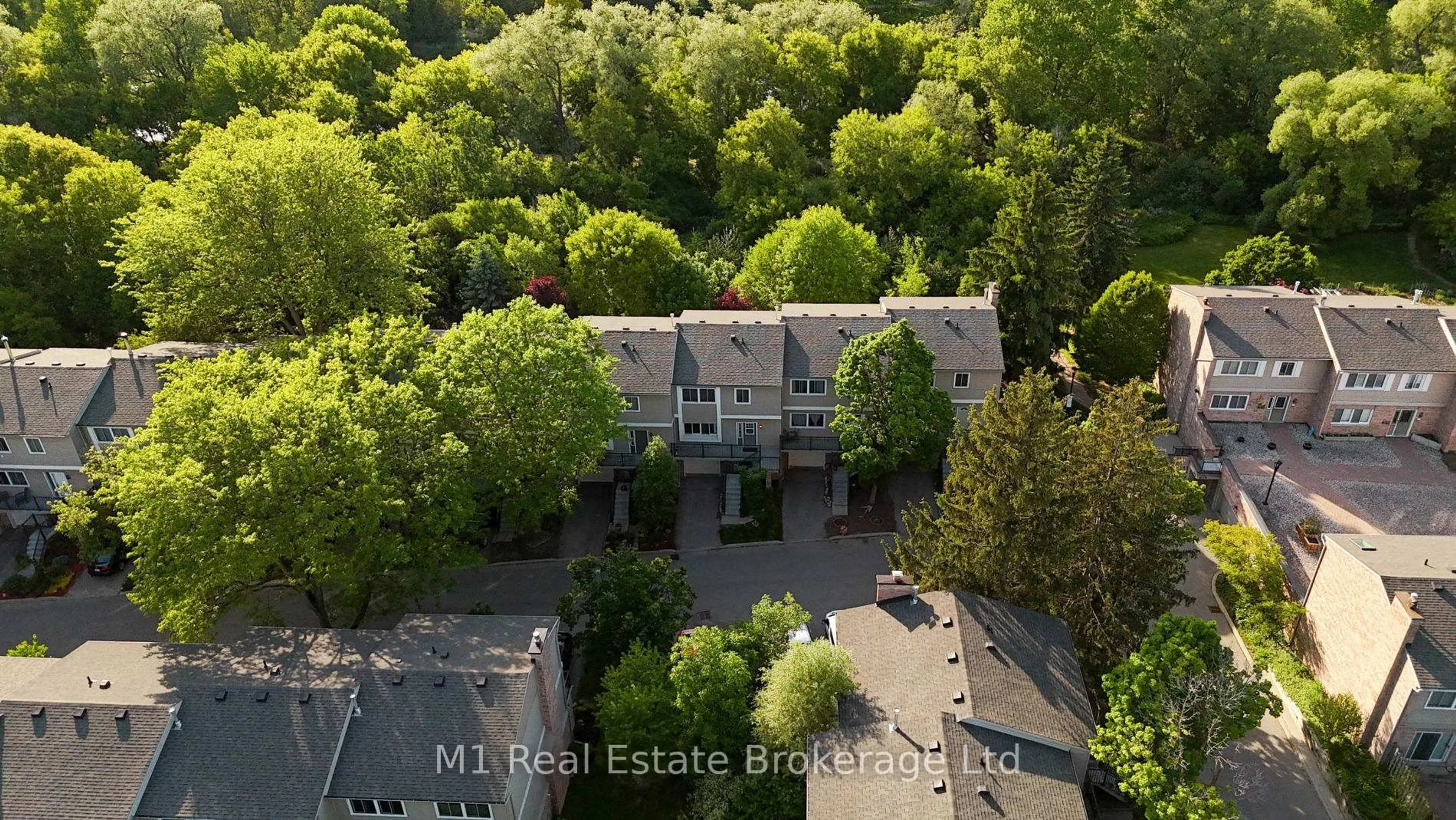 A pic from outside/outdoor area/front of a property/back of a property/a pic from drone, street for 295 Water St #85, Guelph Ontario N1G 2X5