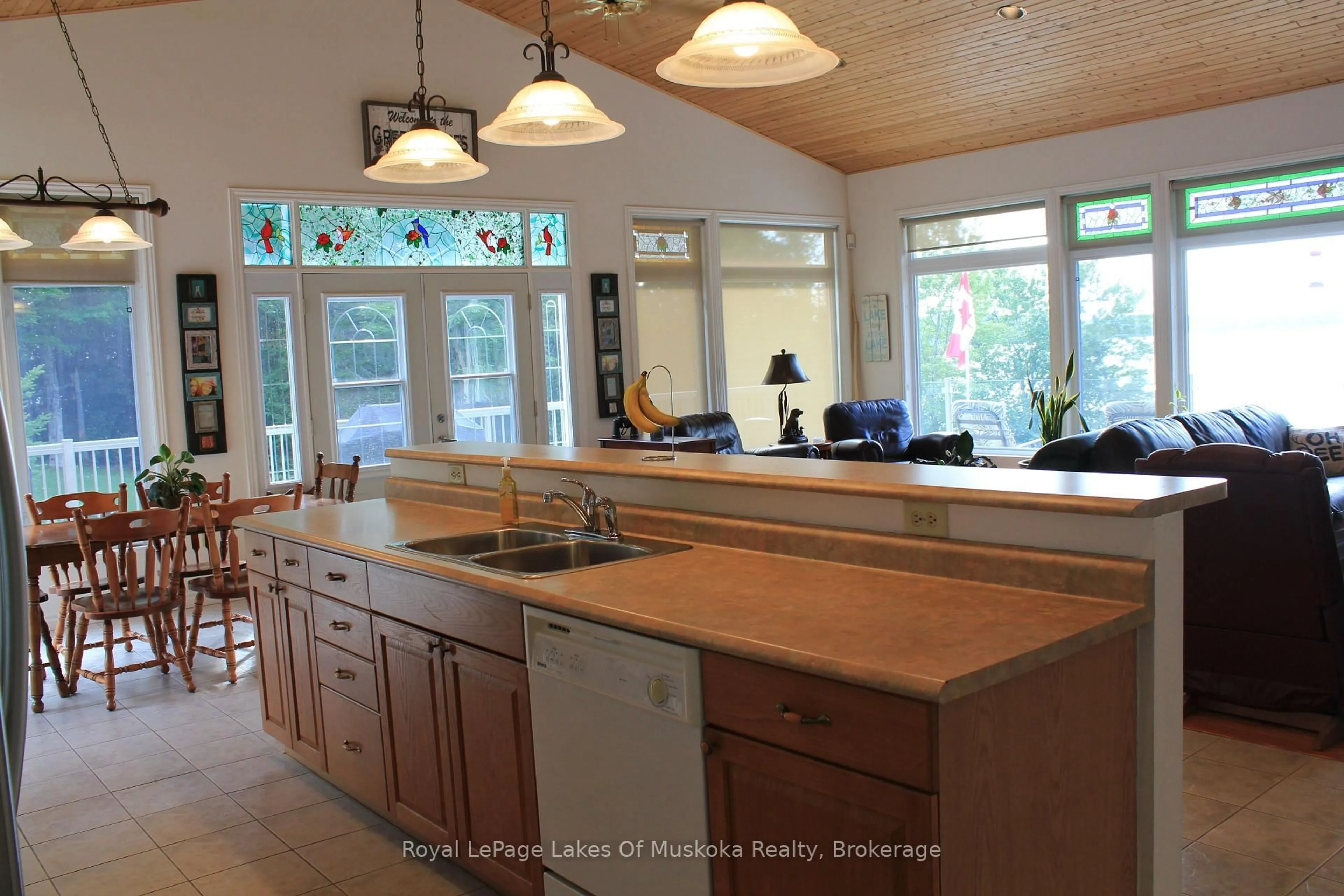 Open concept kitchen, ceramic/tile floor for 264 Boy Scouts Rd, Burk's Falls Ontario P0A 1C0