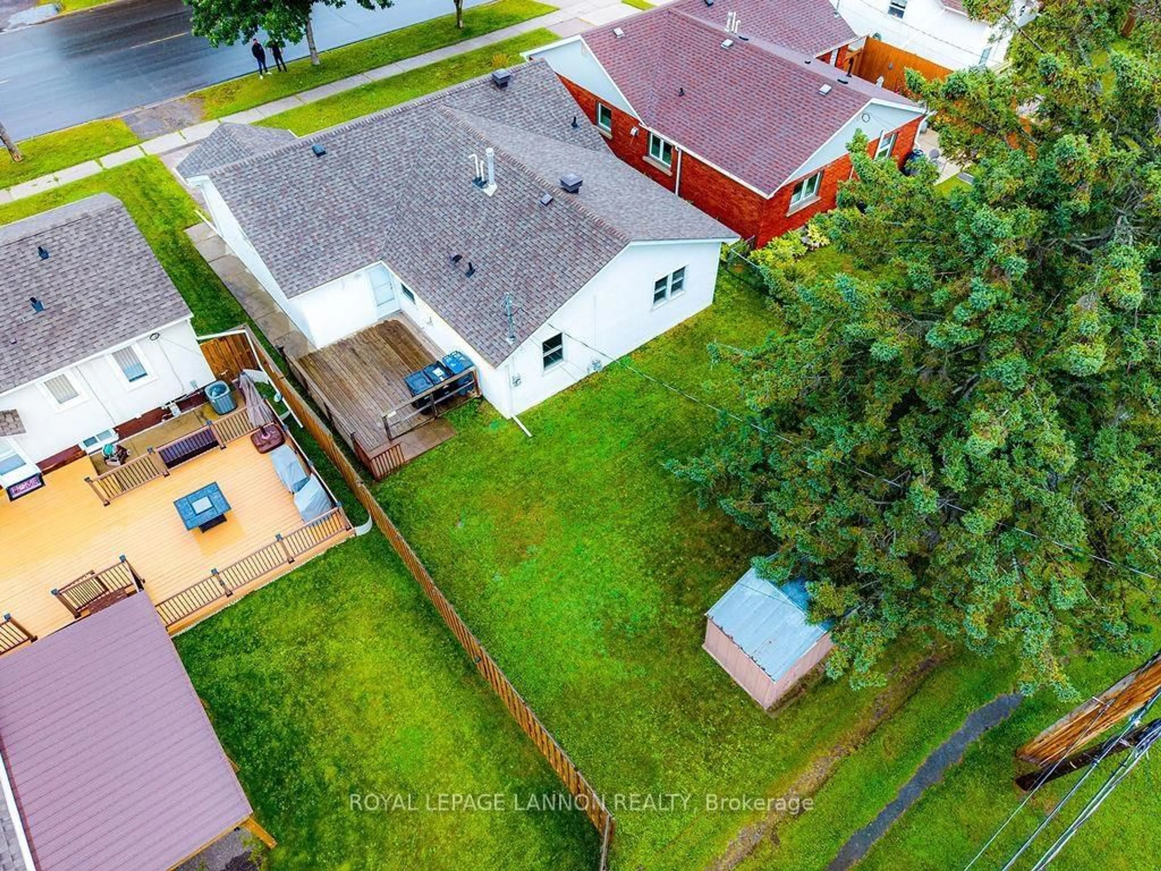 A pic from outside/outdoor area/front of a property/back of a property/a pic from drone, city buildings view from balcony for 356 Kingsway Ave., Thunder Bay Ontario P7E 2A5