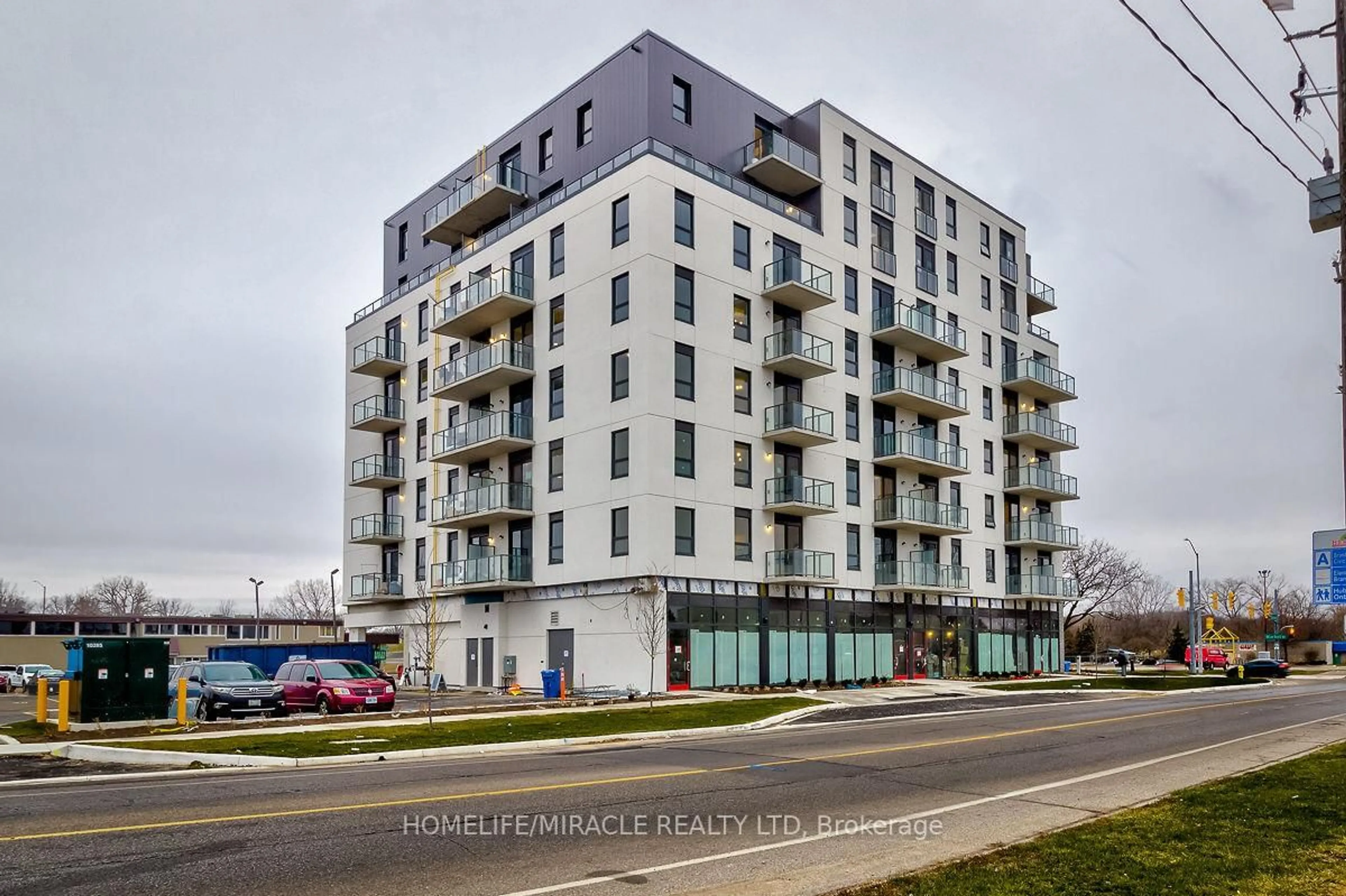 A pic from outside/outdoor area/front of a property/back of a property/a pic from drone, building for 7 Erie Ave #609, Brantford Ontario N3S 2E7