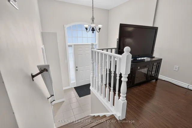 1354 Aspenridge Cres, London East 5