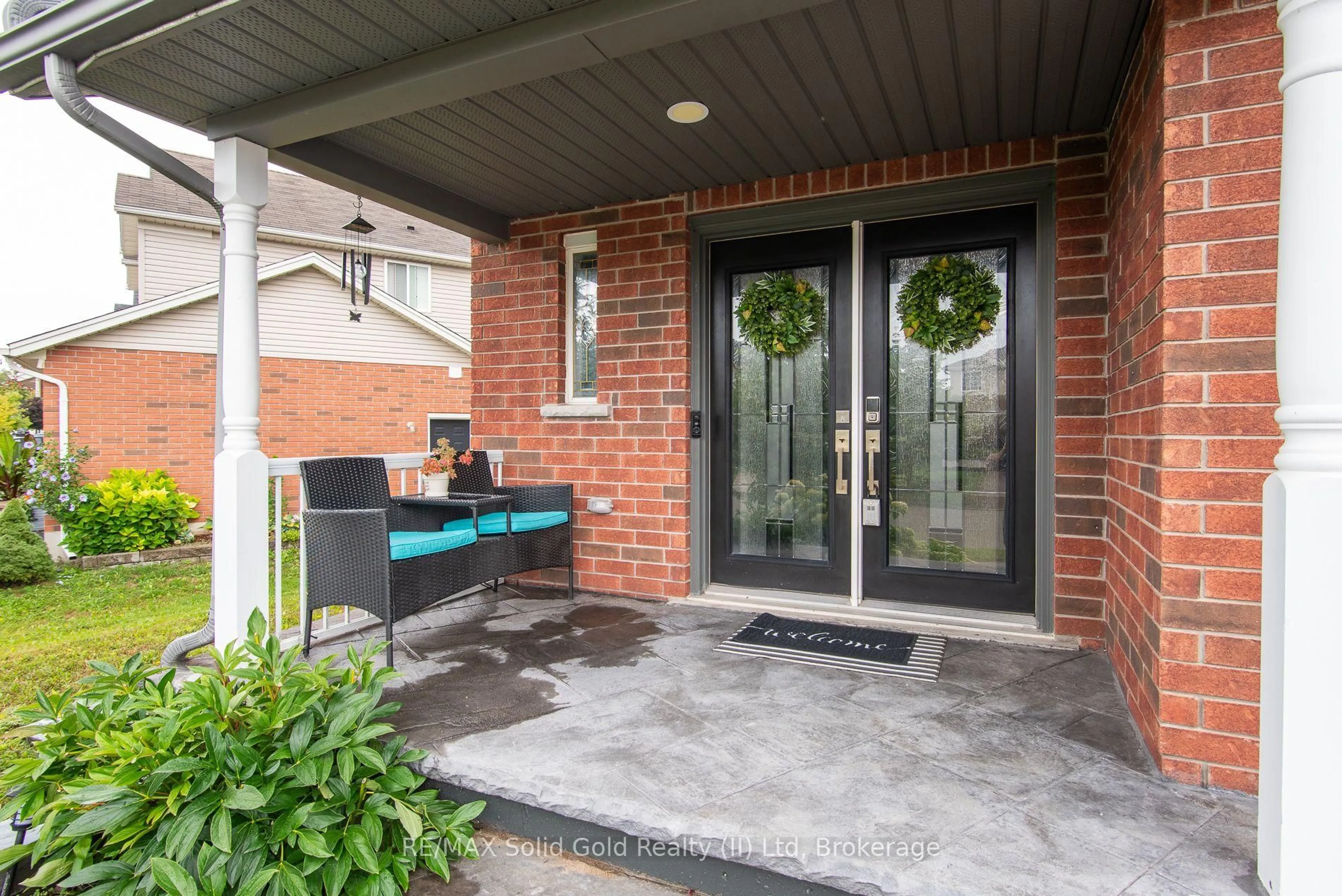 Indoor entryway for 249 Theodore Schuler Blvd, Wilmot Ontario N3A 4N6