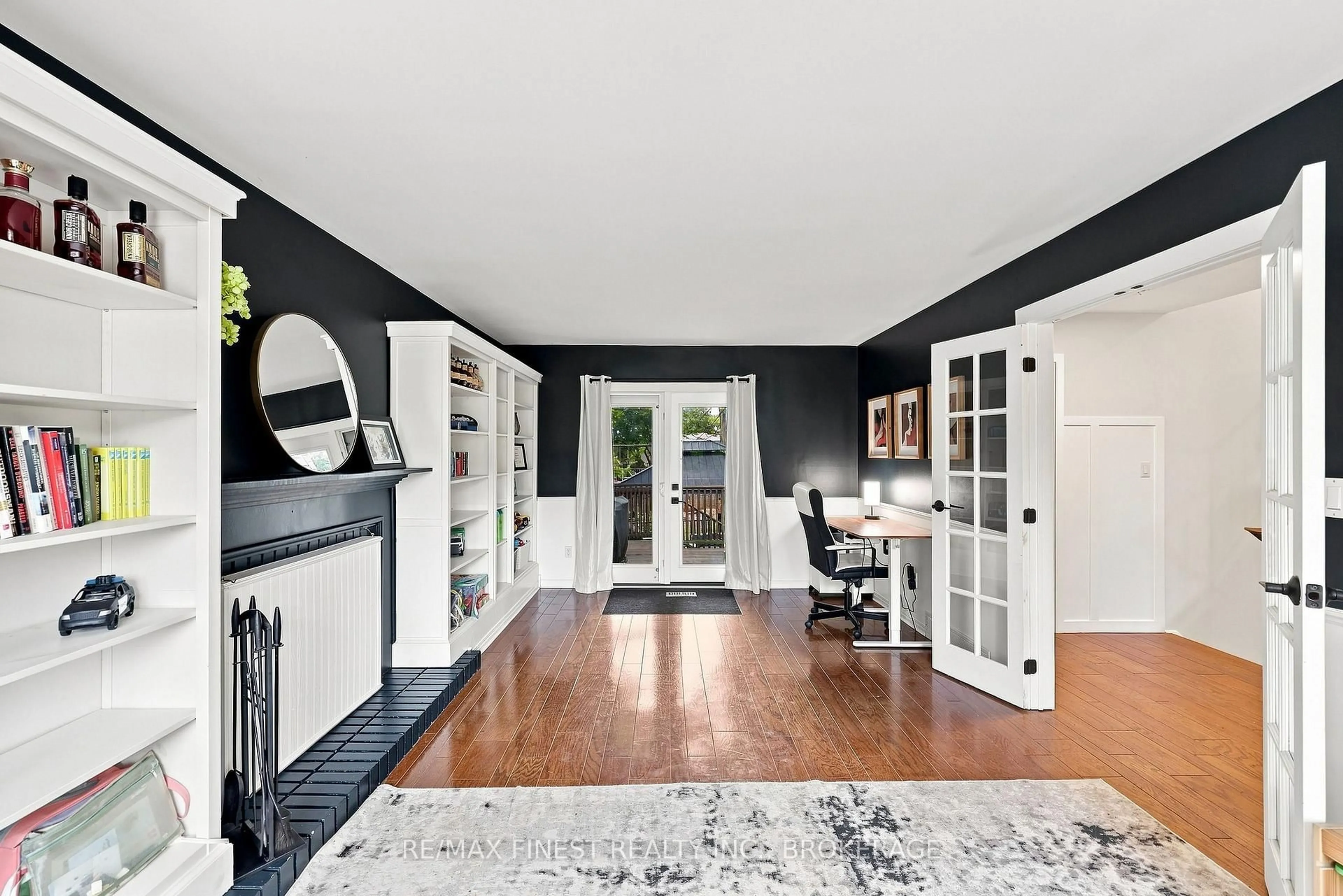 Unknown for 907 Pembridge Cres, Kingston Ontario K7M 6C6